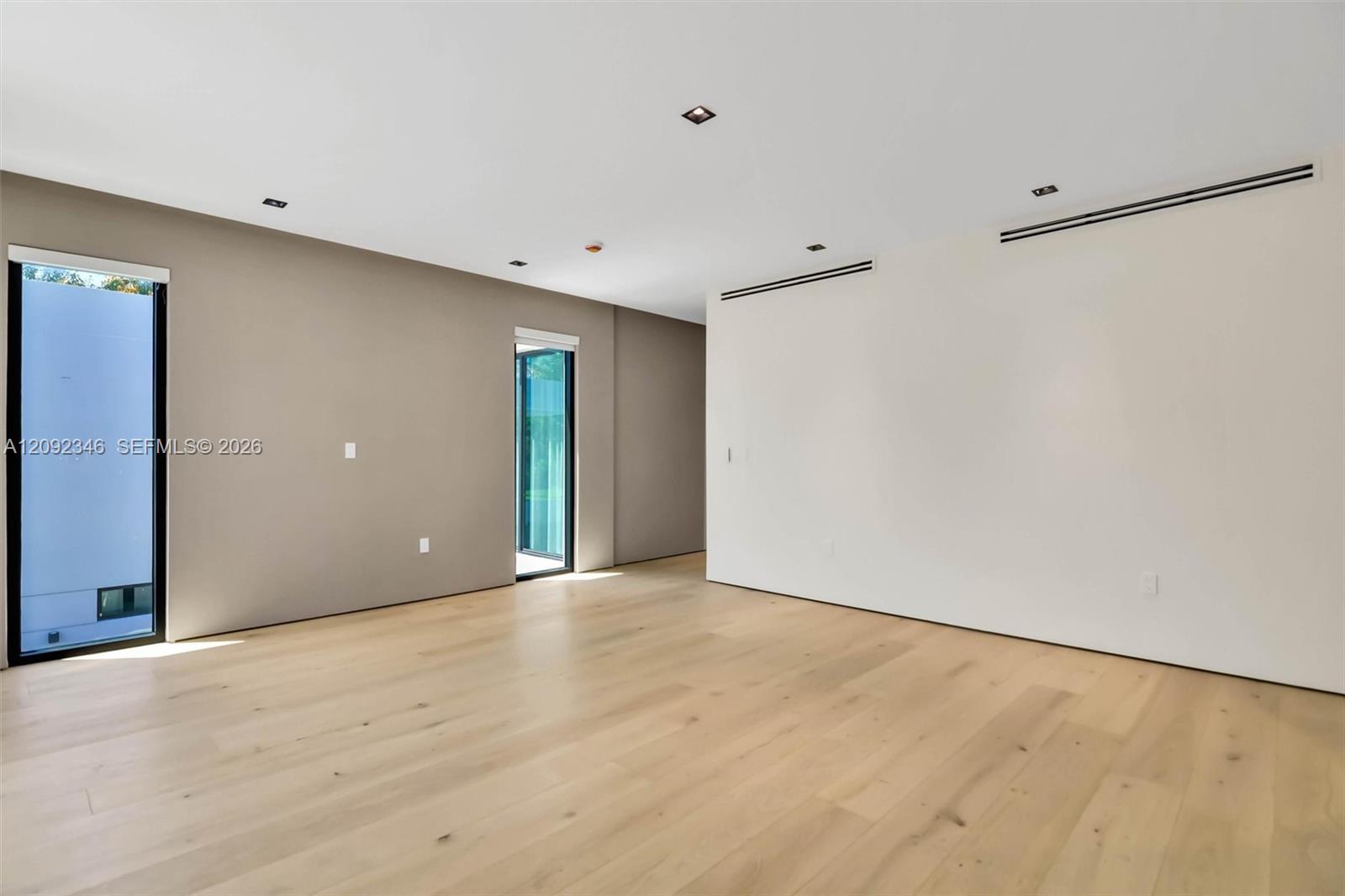 135 SW 29th Road gallery image #40