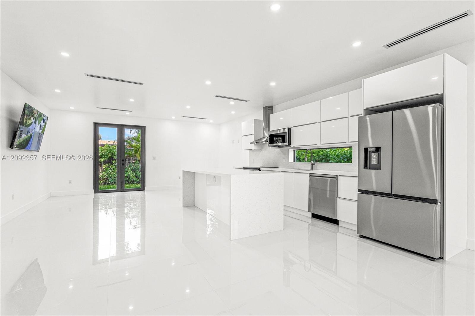3453 NW 4th Street