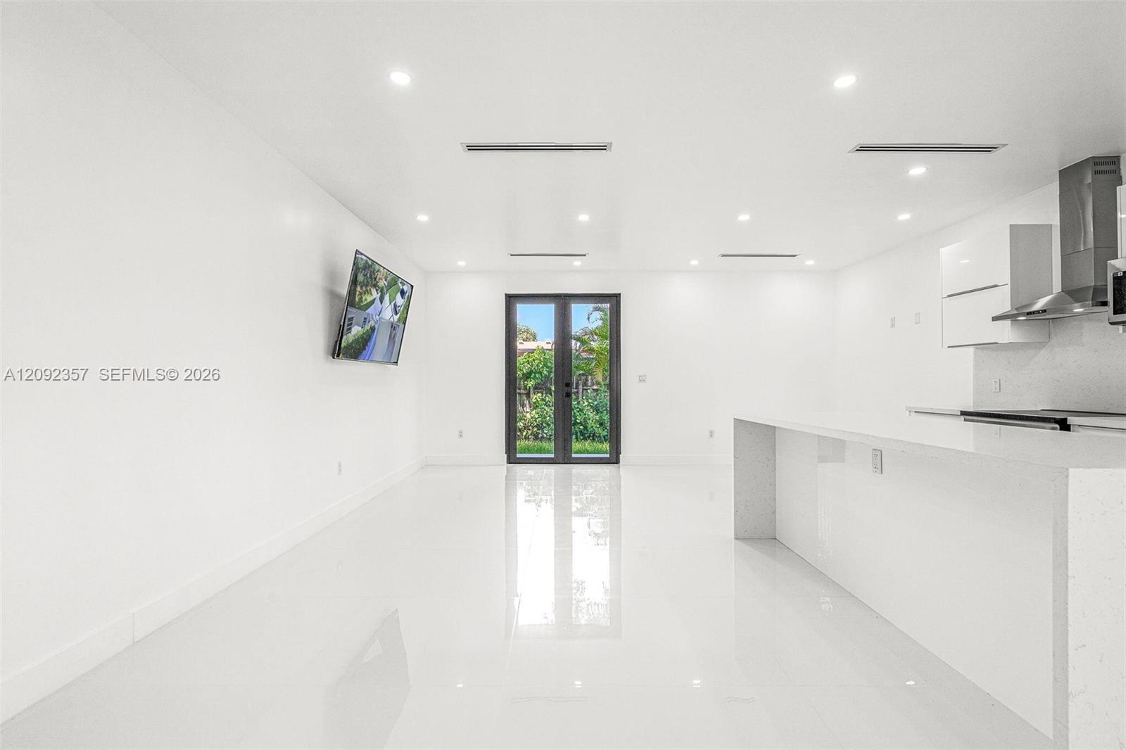 3453 NW 4th Street