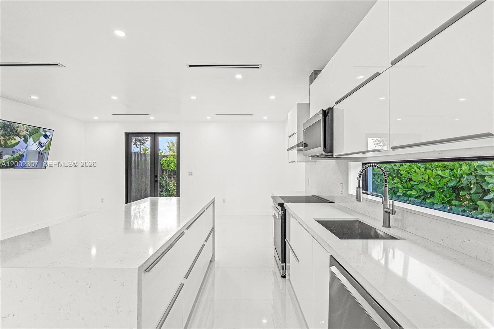 3453 NW 4th Street