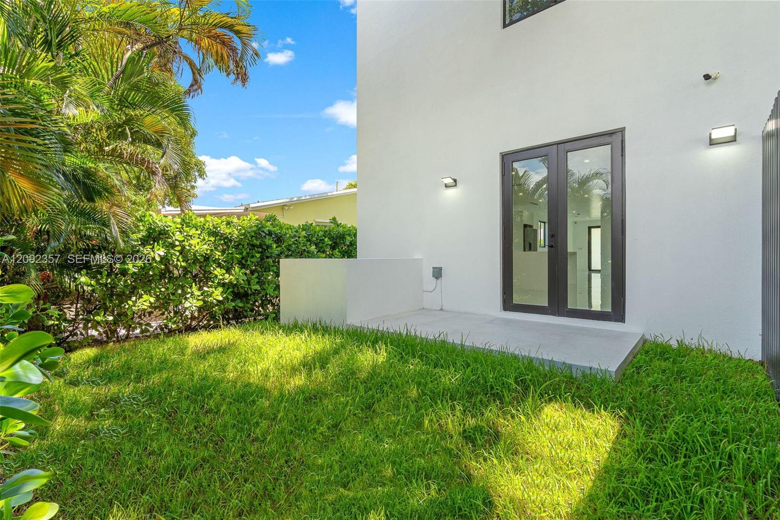 3453 NW 4th Street