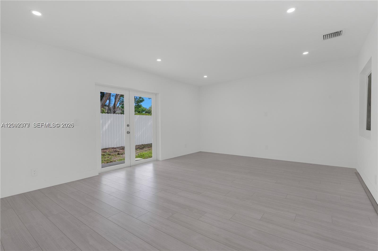 11011 SW 162nd Terrace gallery image #12