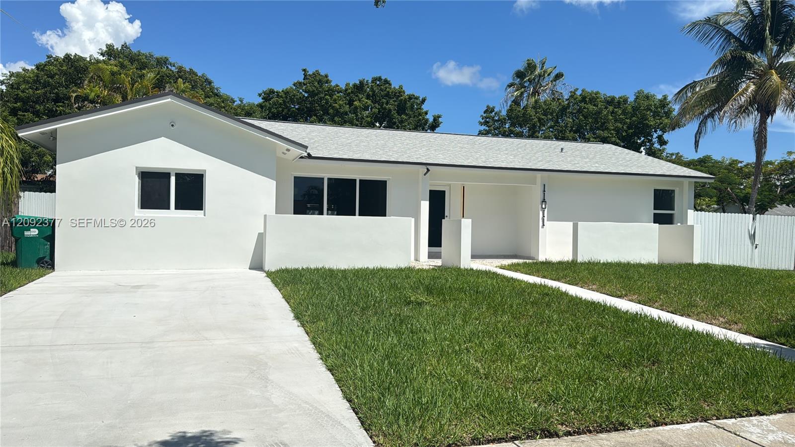 11011 SW 162nd Terrace gallery image #2