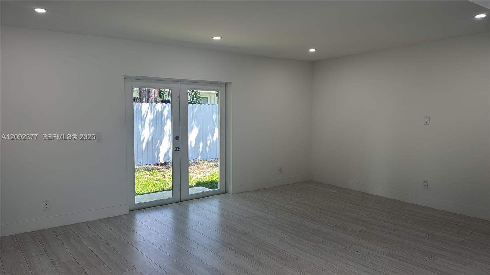 11011 SW 162nd Terrace gallery image #3