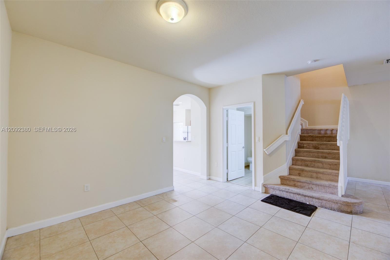 3316 W 91st Terrace