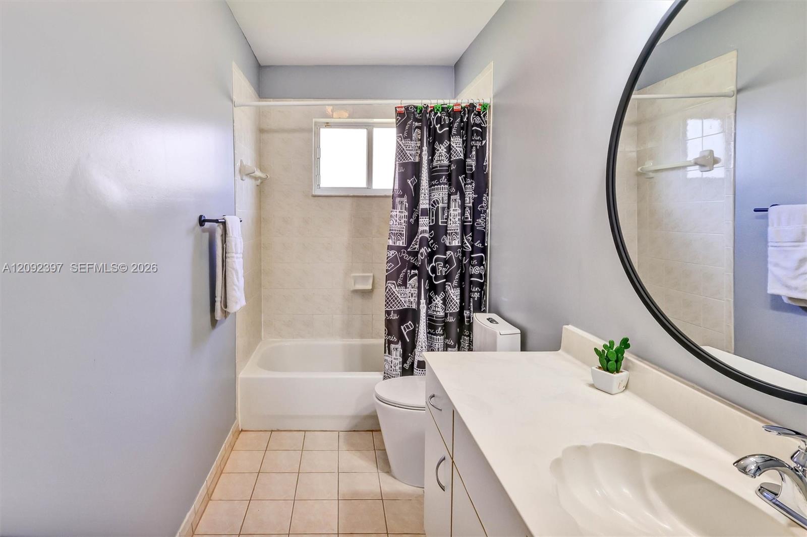 127 Danielle Court gallery image #18