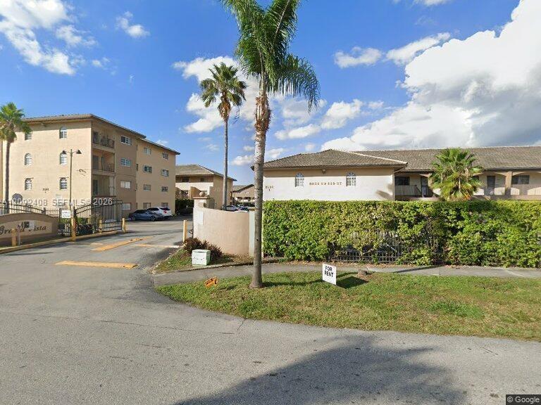 8851 NW 119th Street