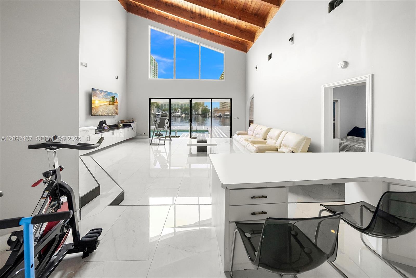 507 Palm Drive