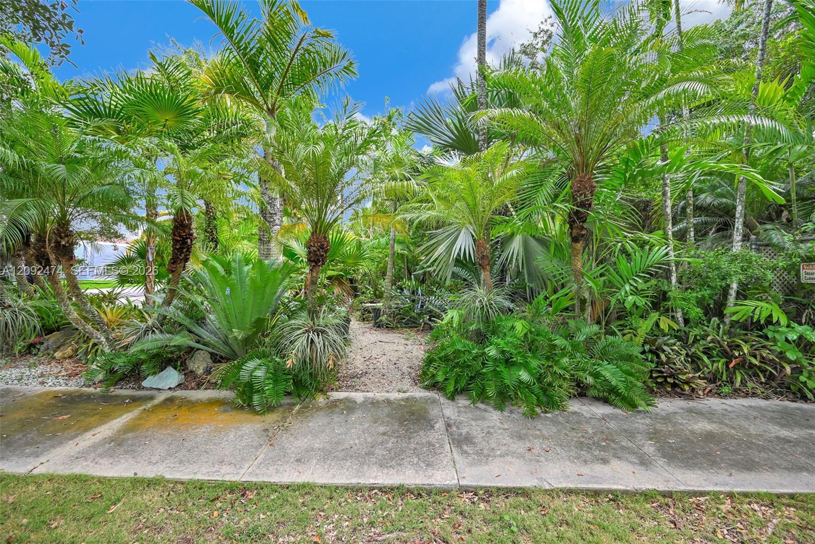 182 NW 16th Street