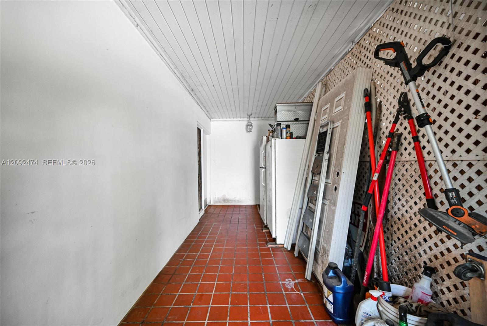 182 NW 16th Street