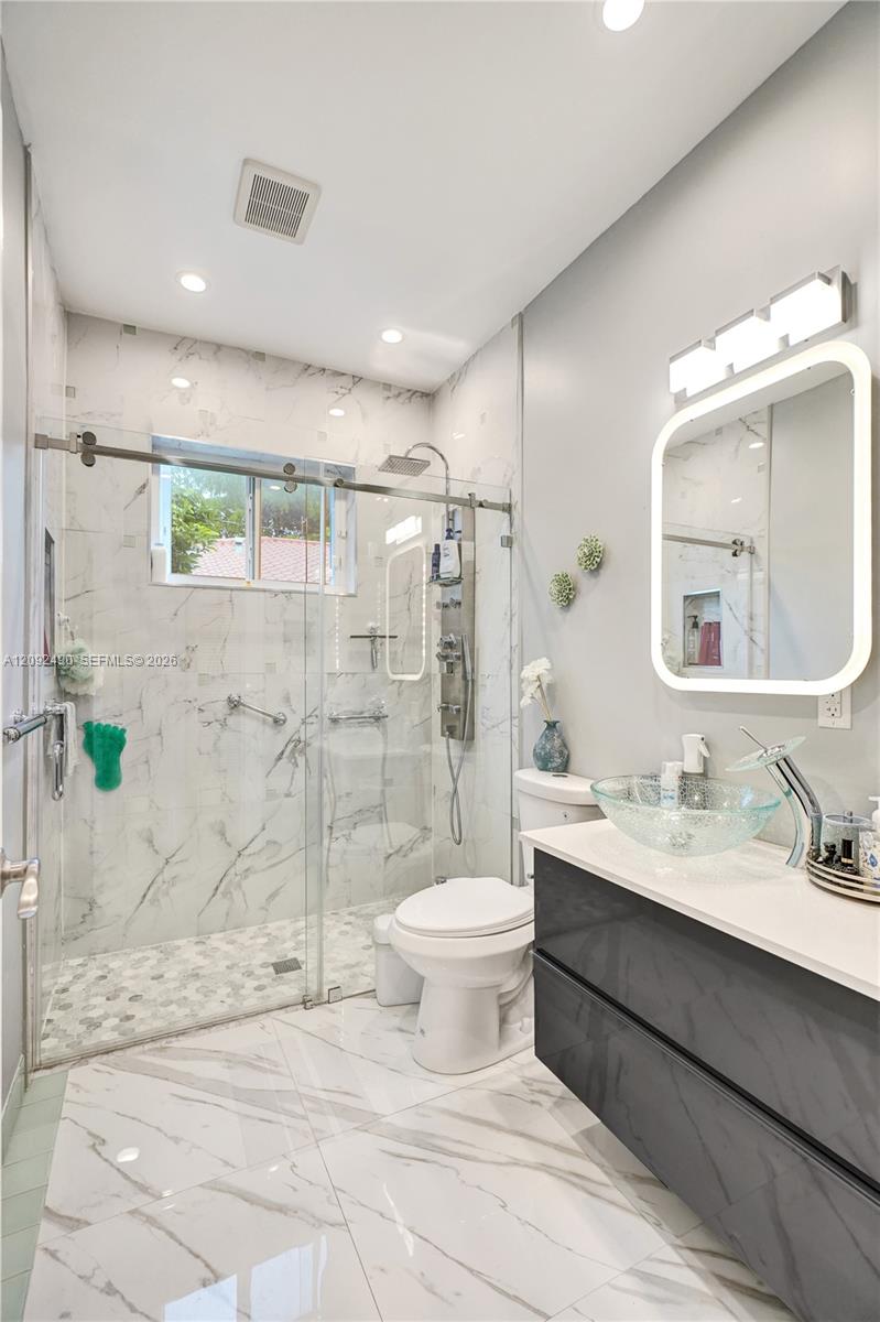 860 NE 127th Street