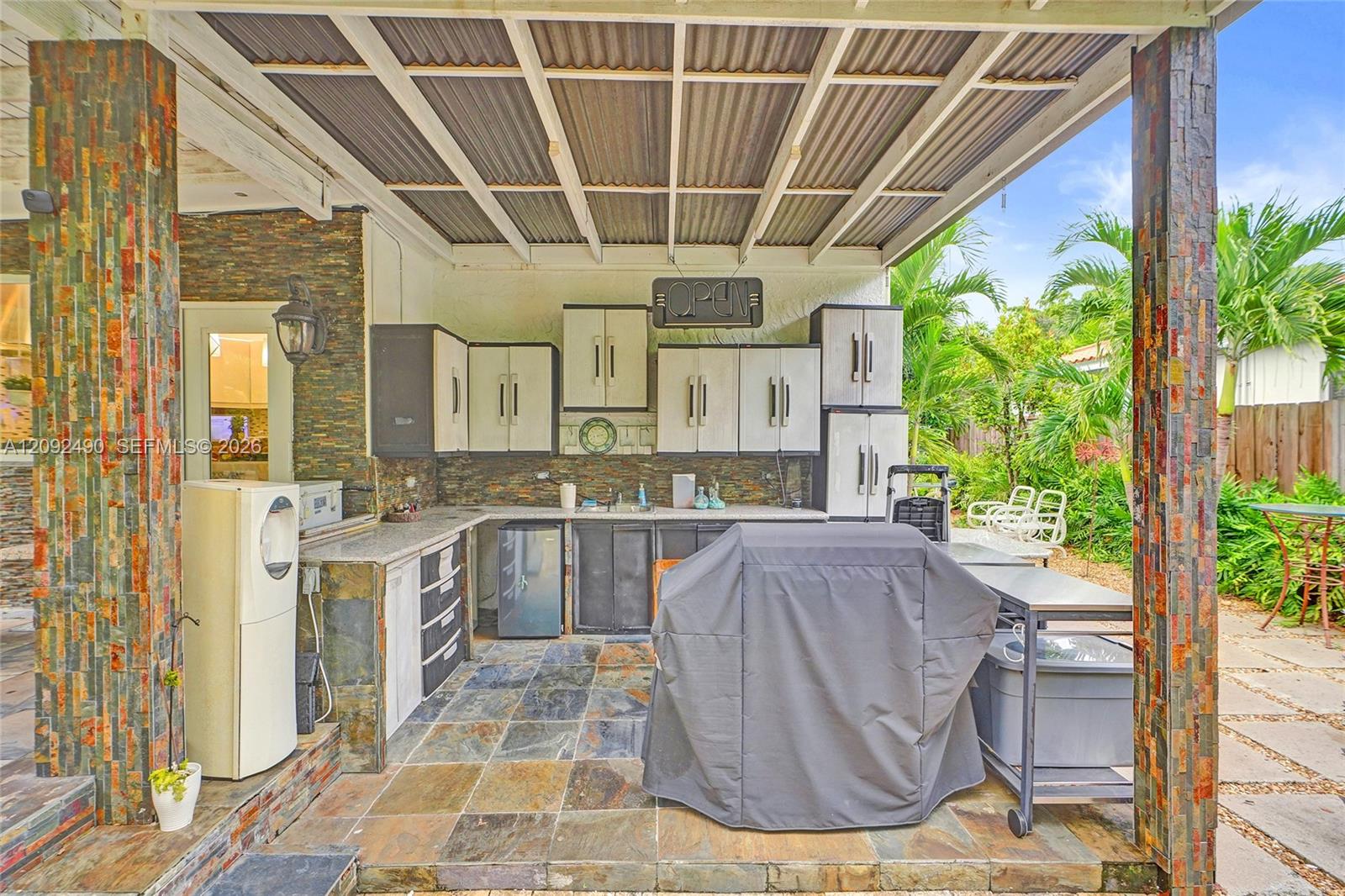 860 NE 127th Street