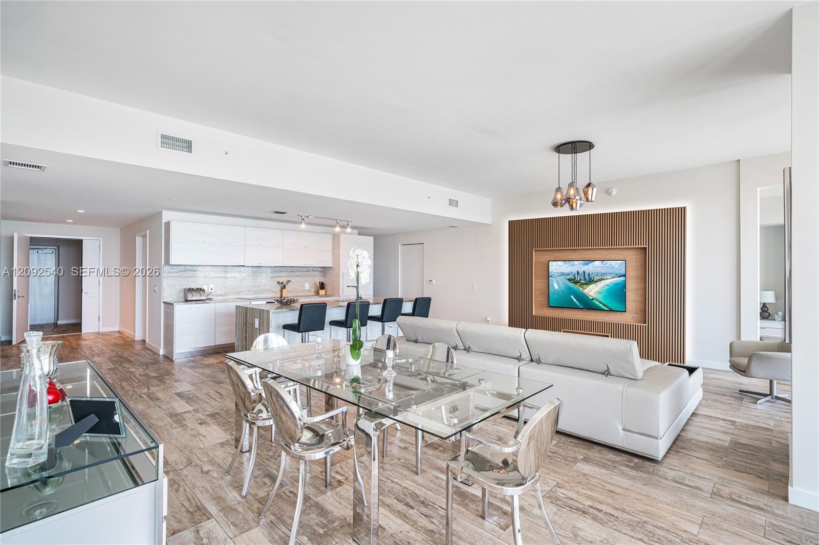 650 NE 32nd Street