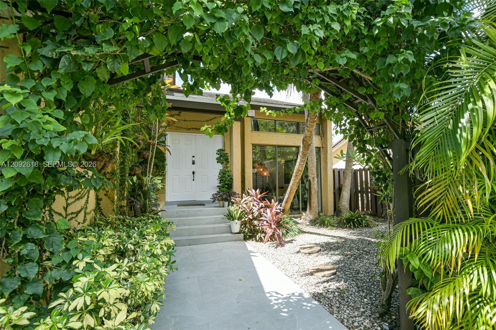 11624 SW 135th Place gallery image #1