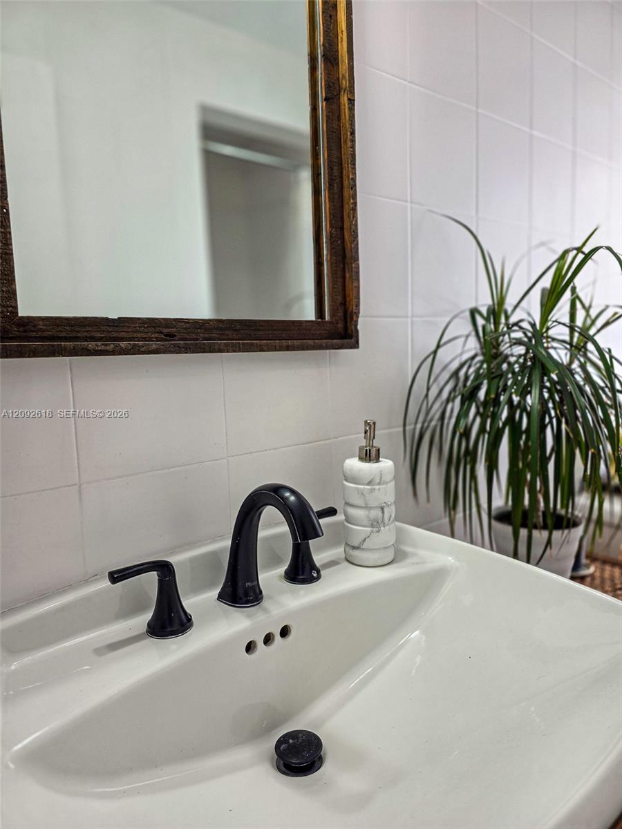 11624 SW 135th Place gallery image #18