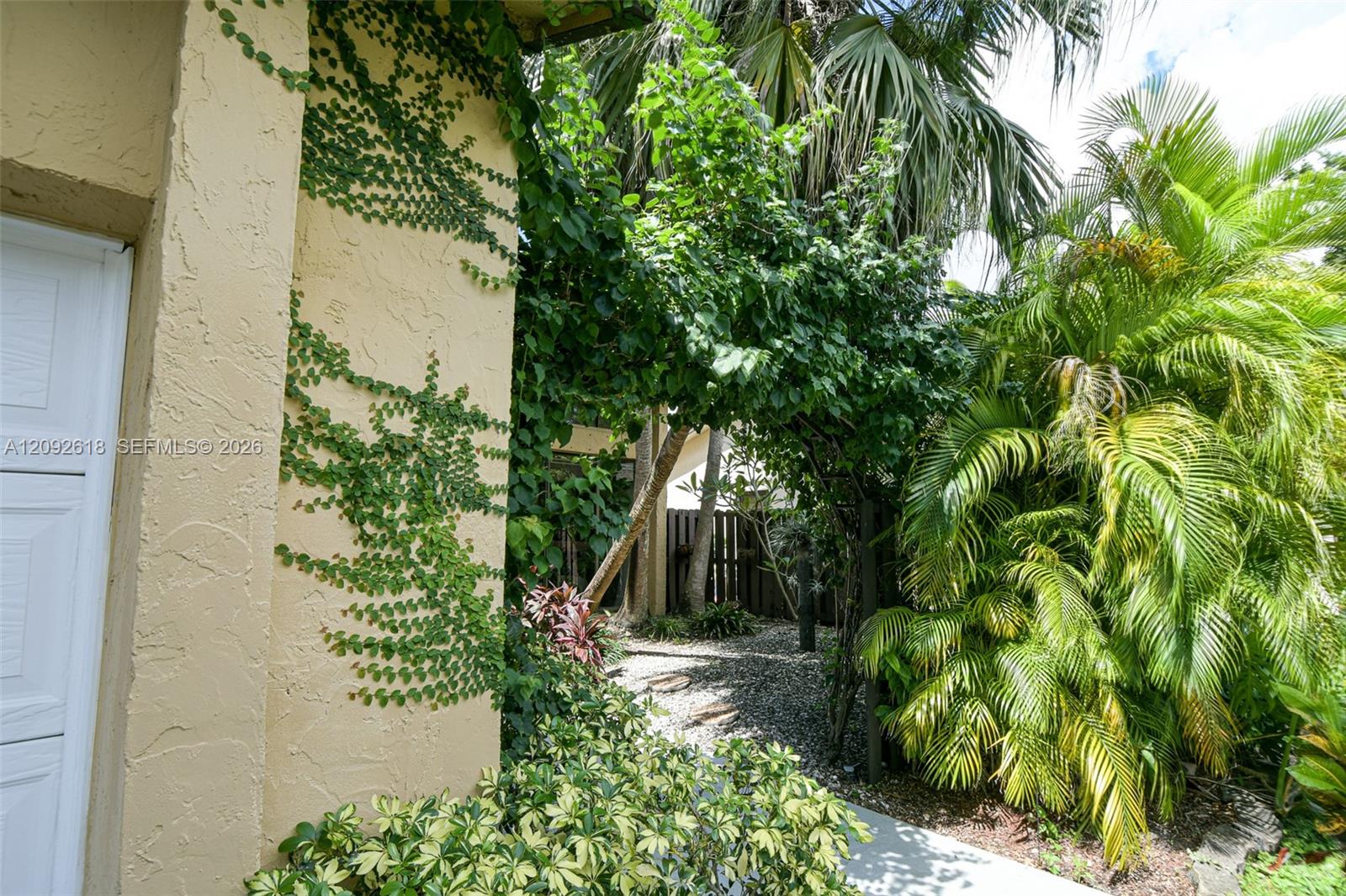 11624 SW 135th Place gallery image #4