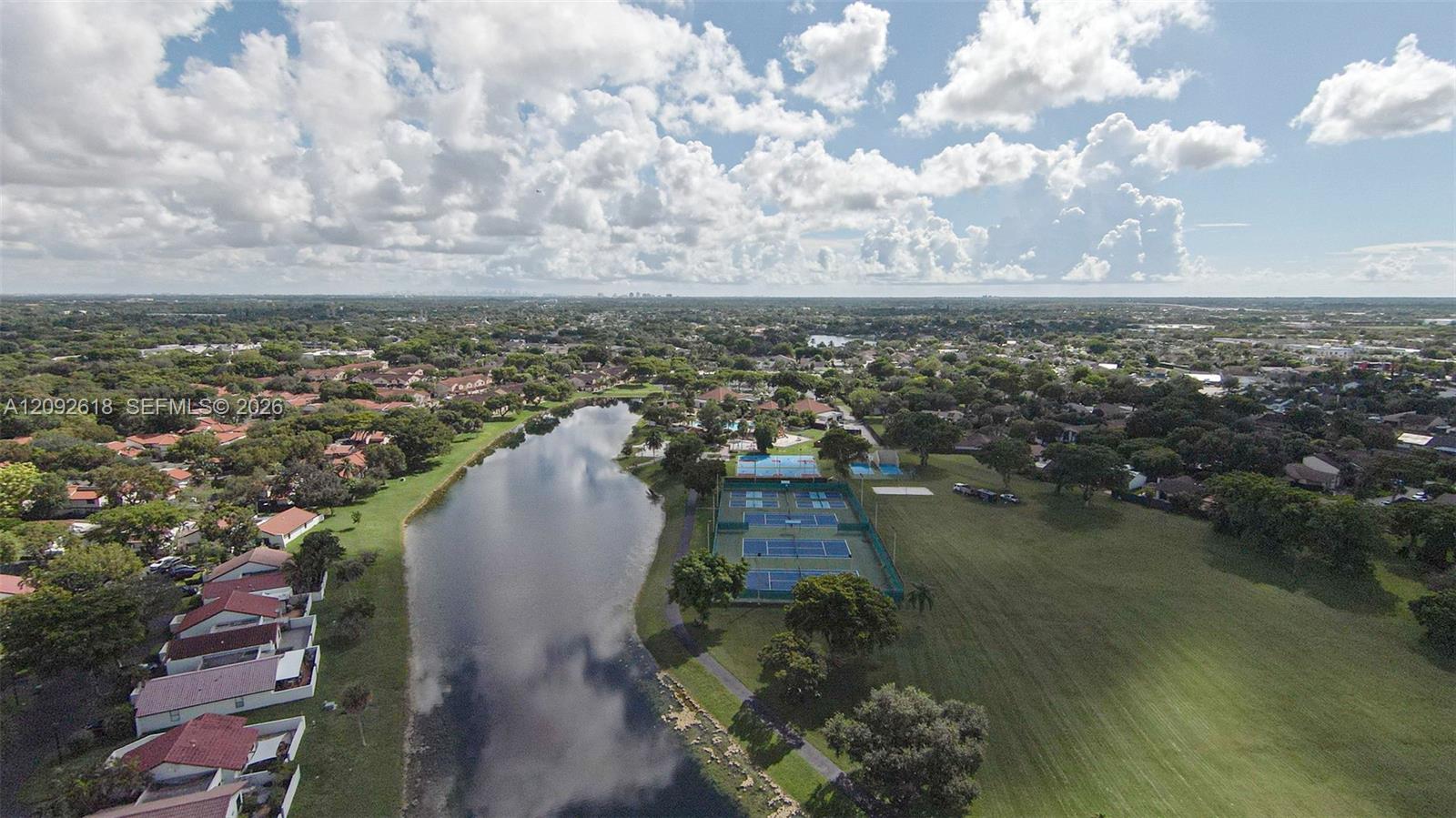 11624 SW 135th Place gallery image #64