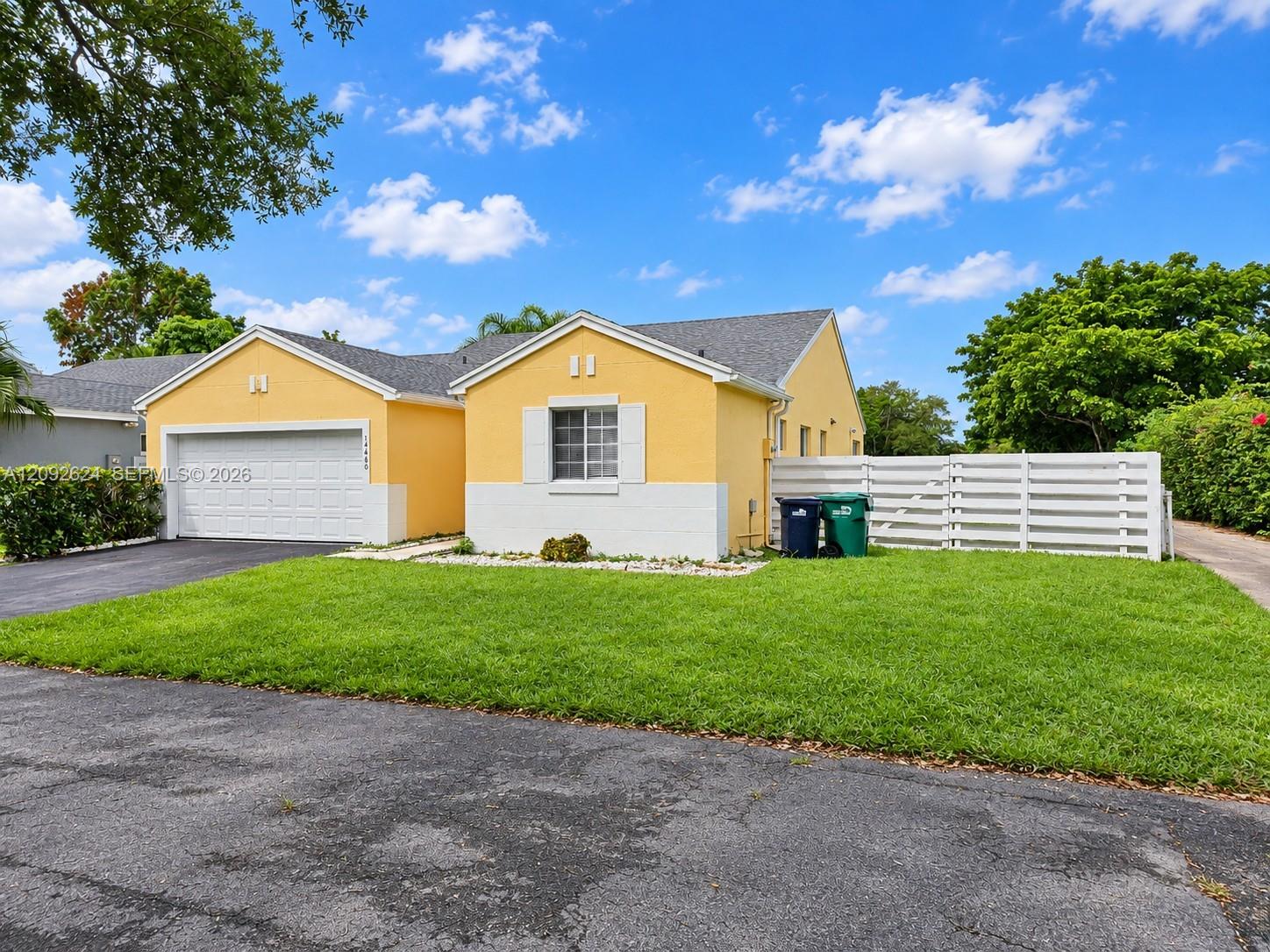 14440 SW 145th Place gallery image #2