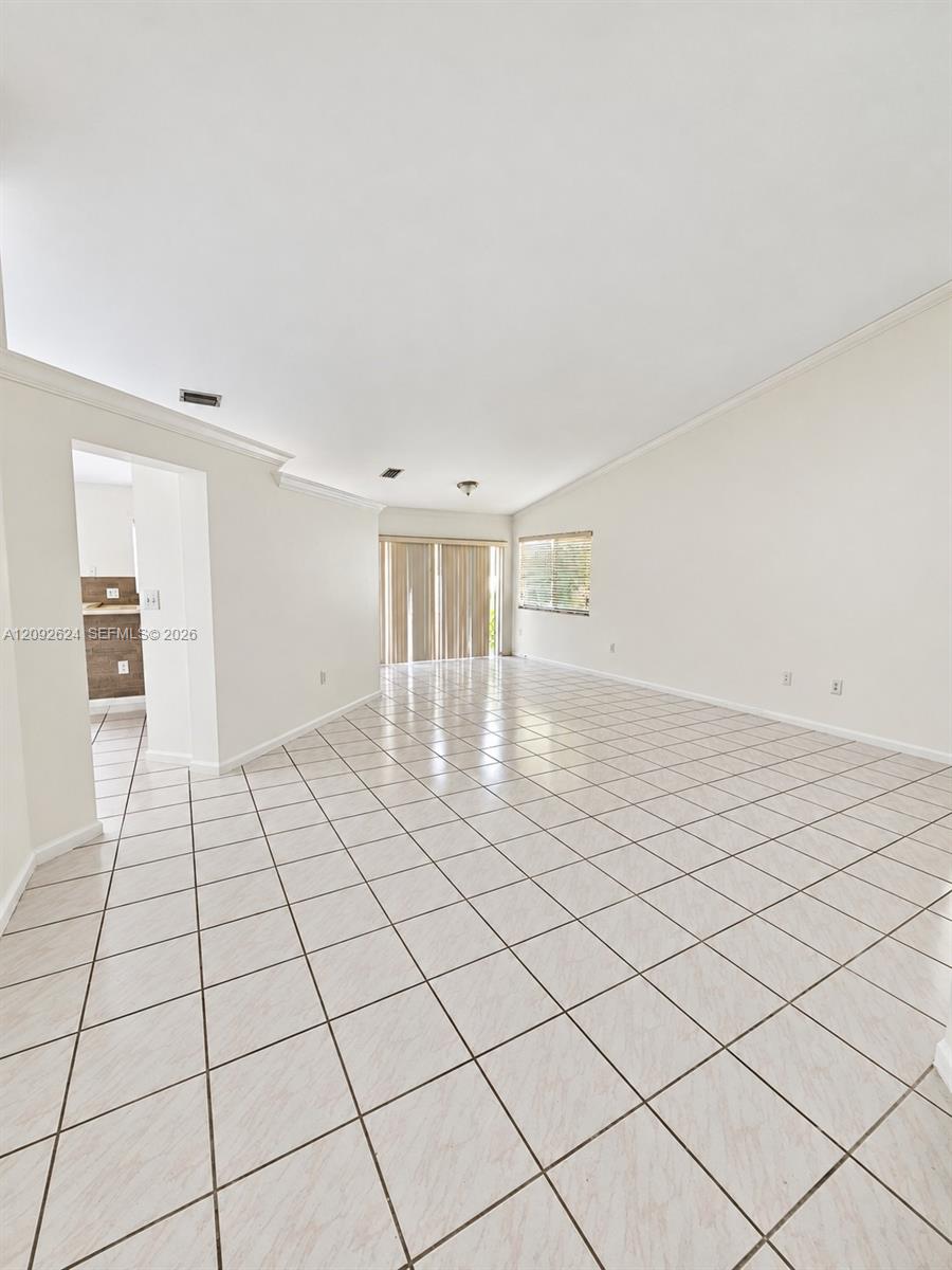14440 SW 145th Place gallery image #7
