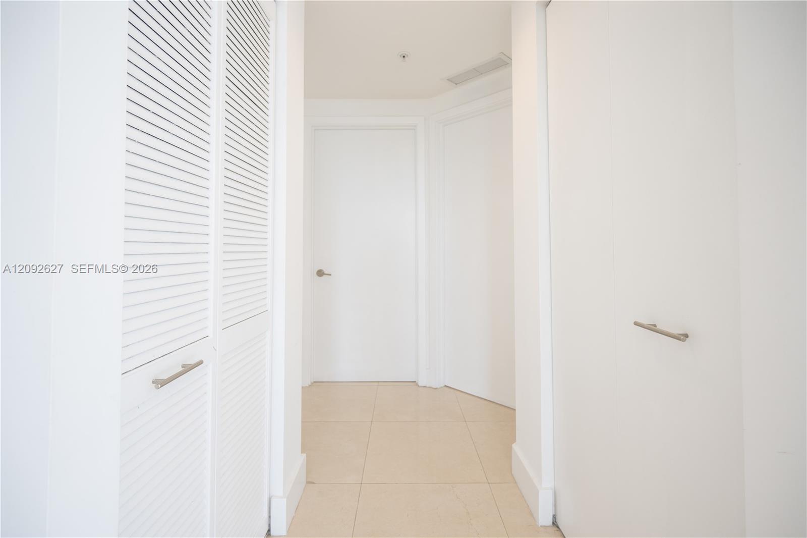 201 SW 17th Road gallery image #18