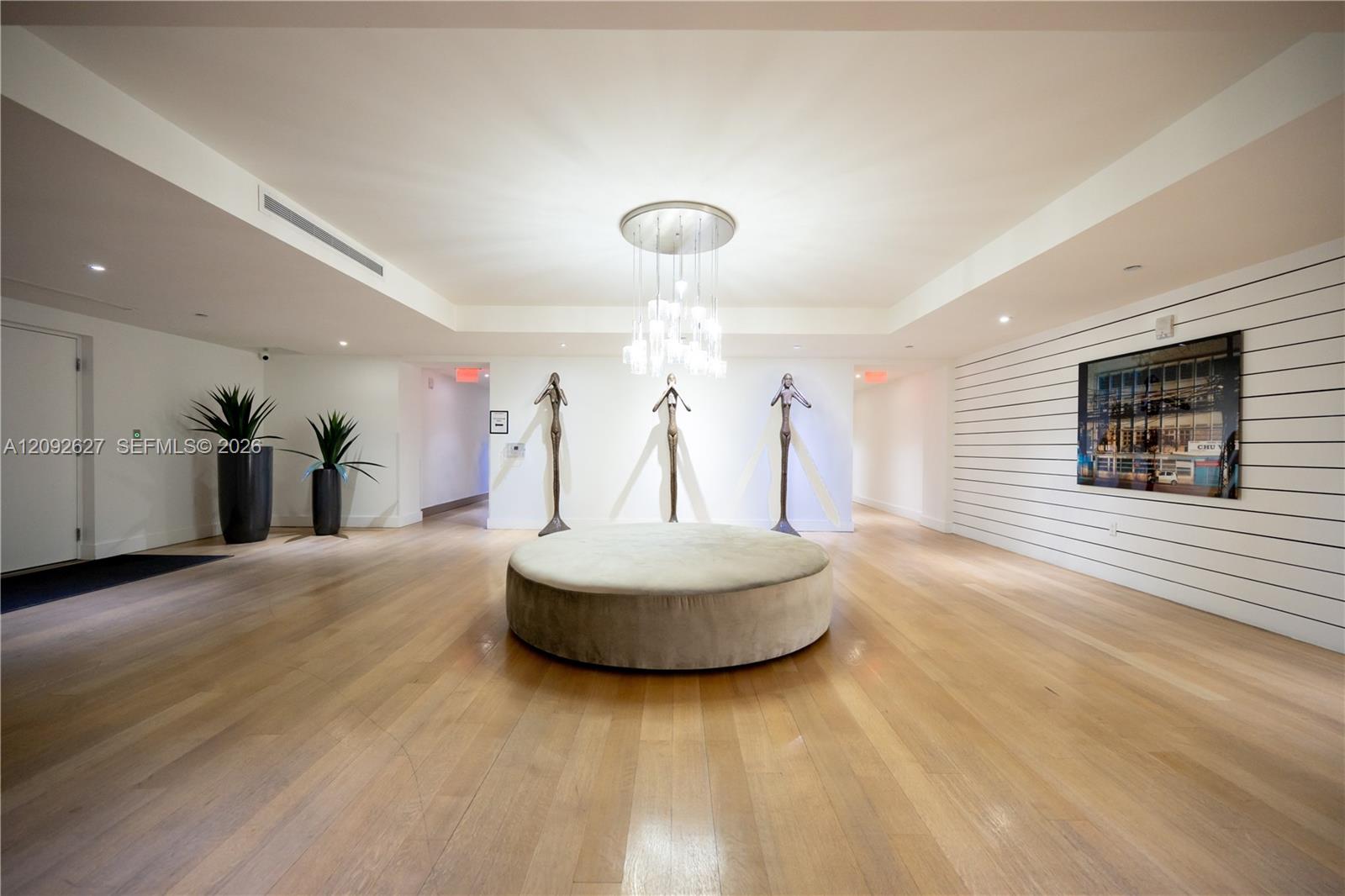 201 SW 17th Road gallery image #31