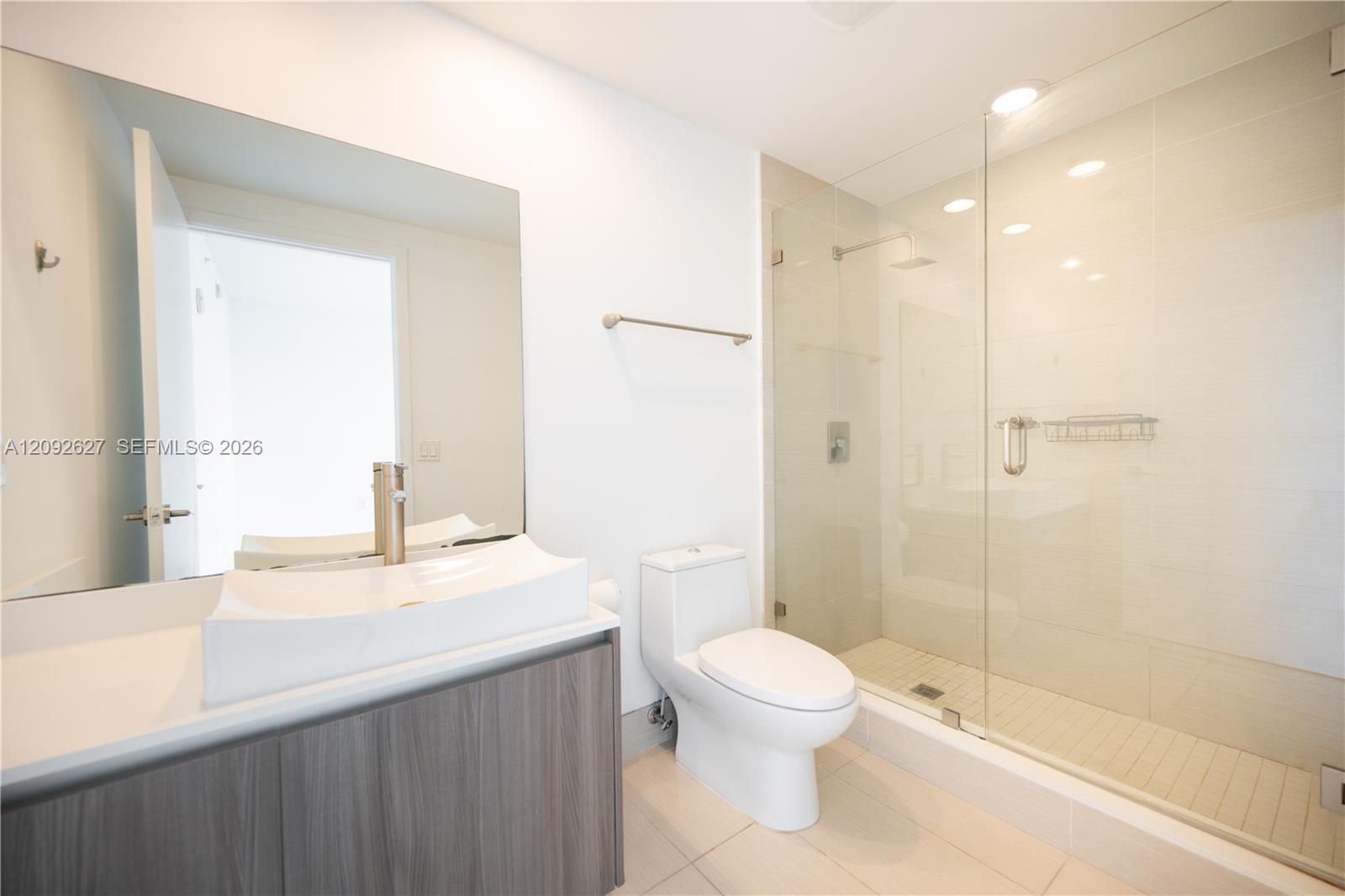 201 SW 17th Road gallery image #6