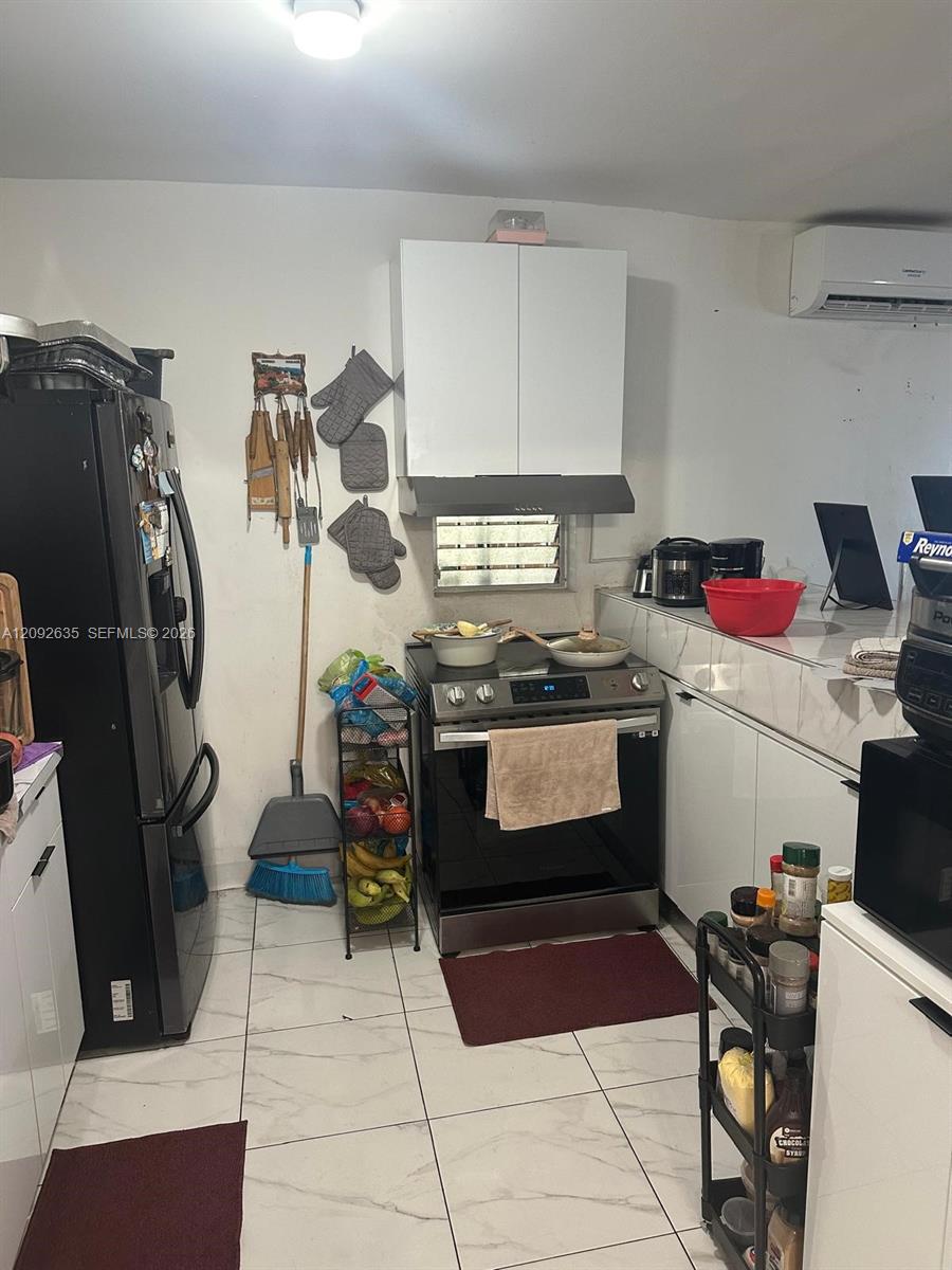 3425 NW 14th Avenue