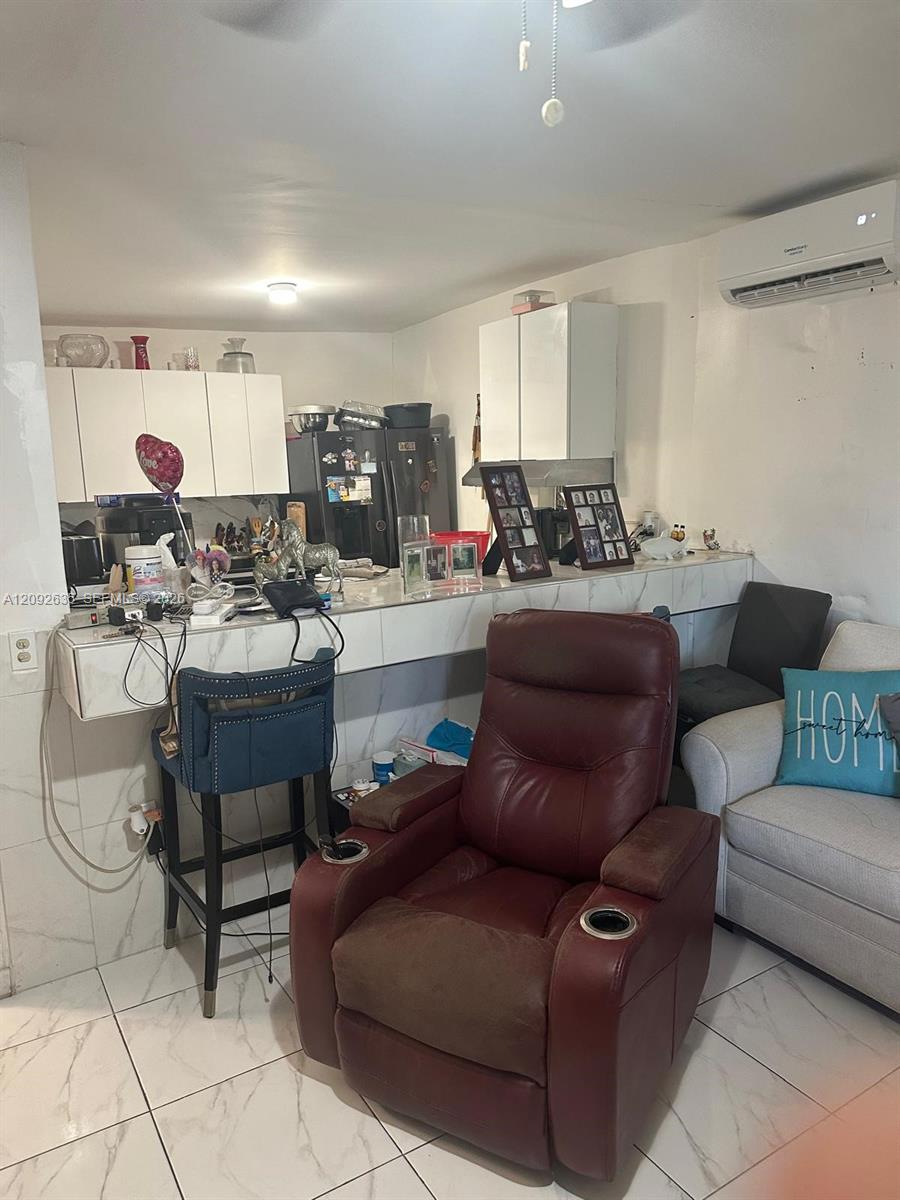 3425 NW 14th Avenue