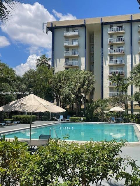 801 NW 47th Avenue