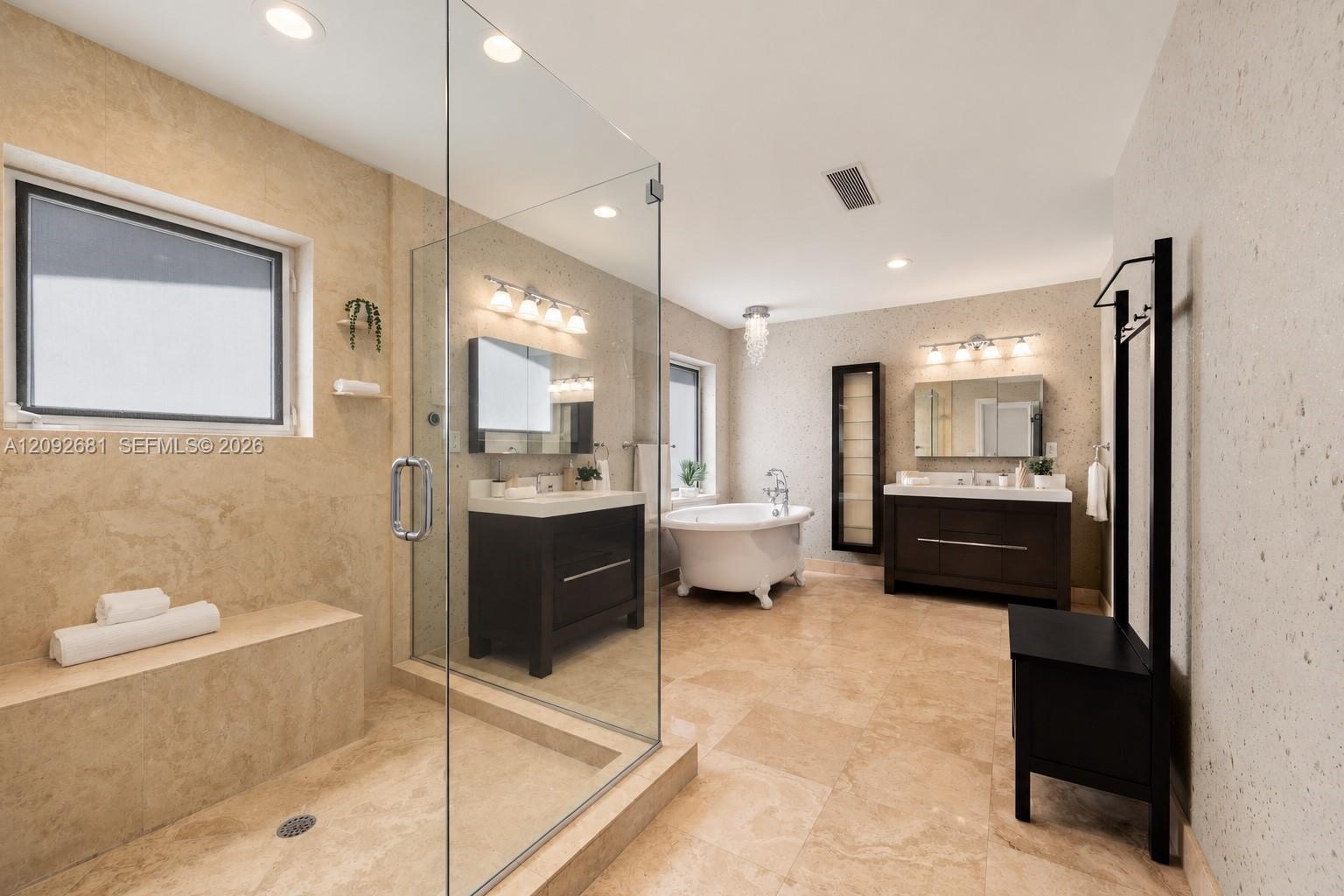 108 SE 17th Avenue gallery image #19