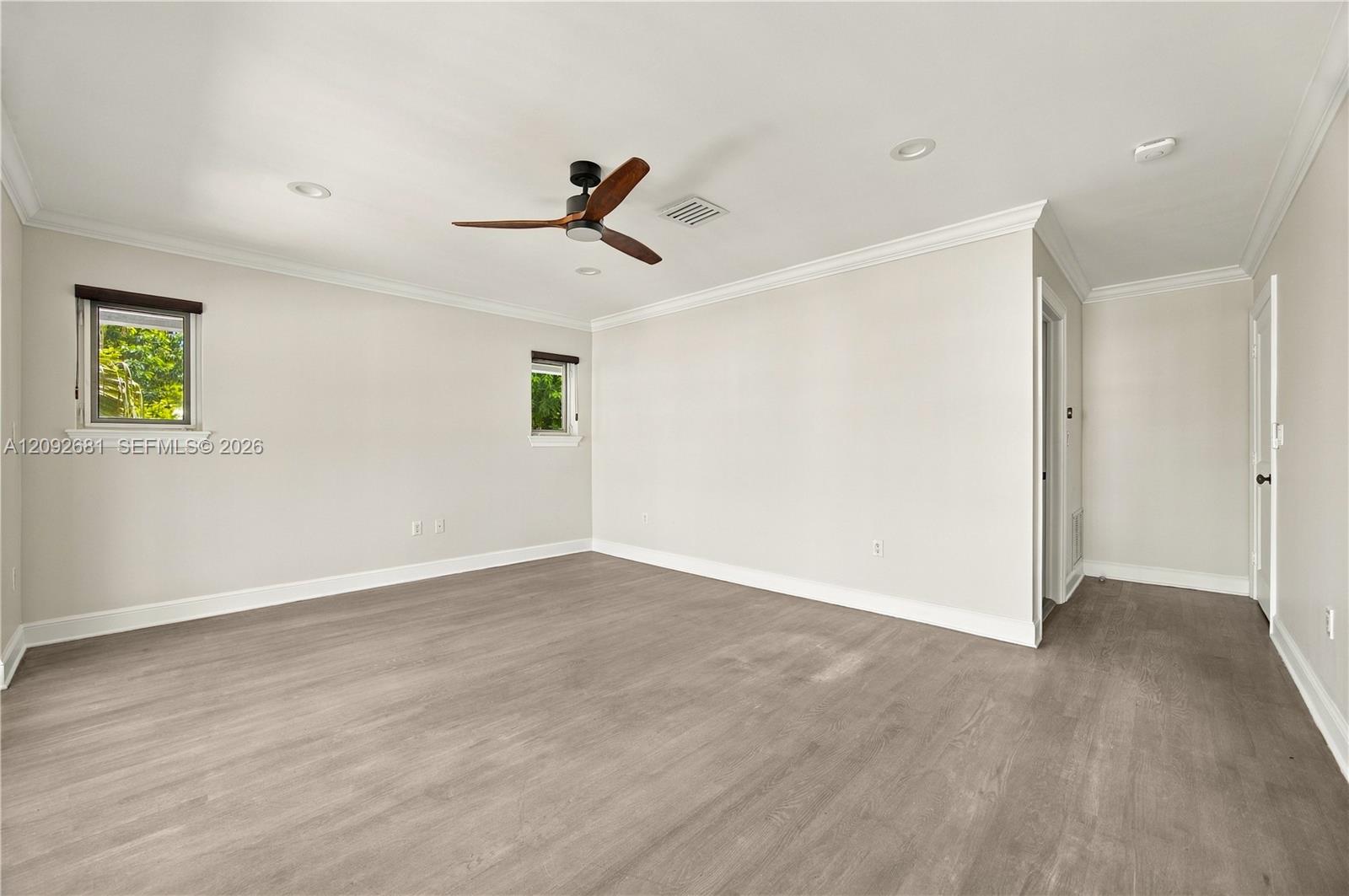 108 SE 17th Avenue gallery image #23