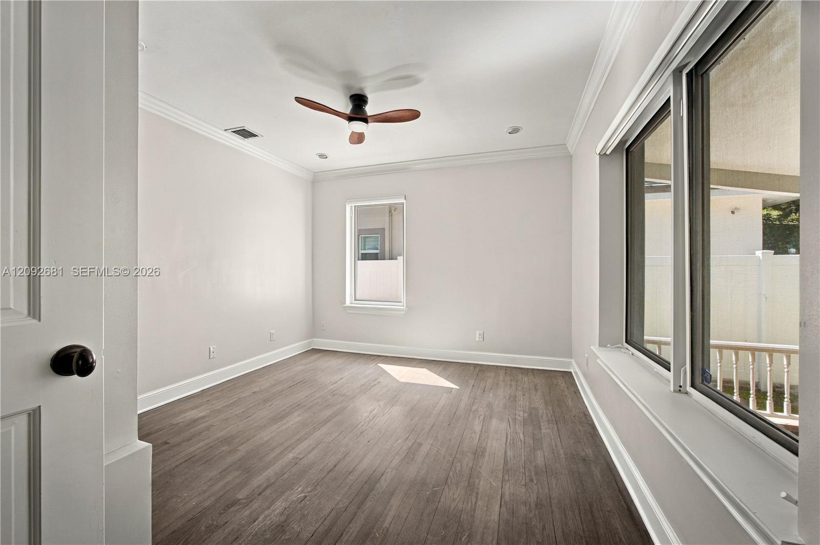 108 SE 17th Avenue gallery image #30