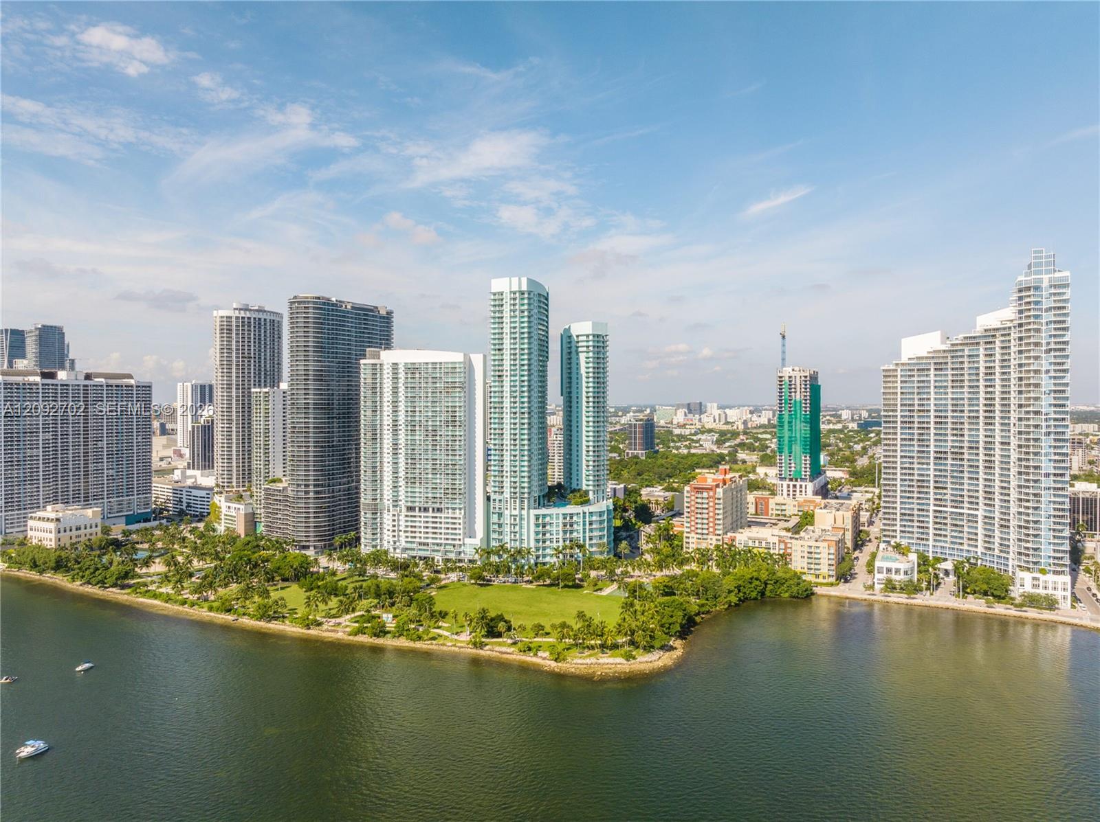 1900 N Bayshore Drive gallery image #2