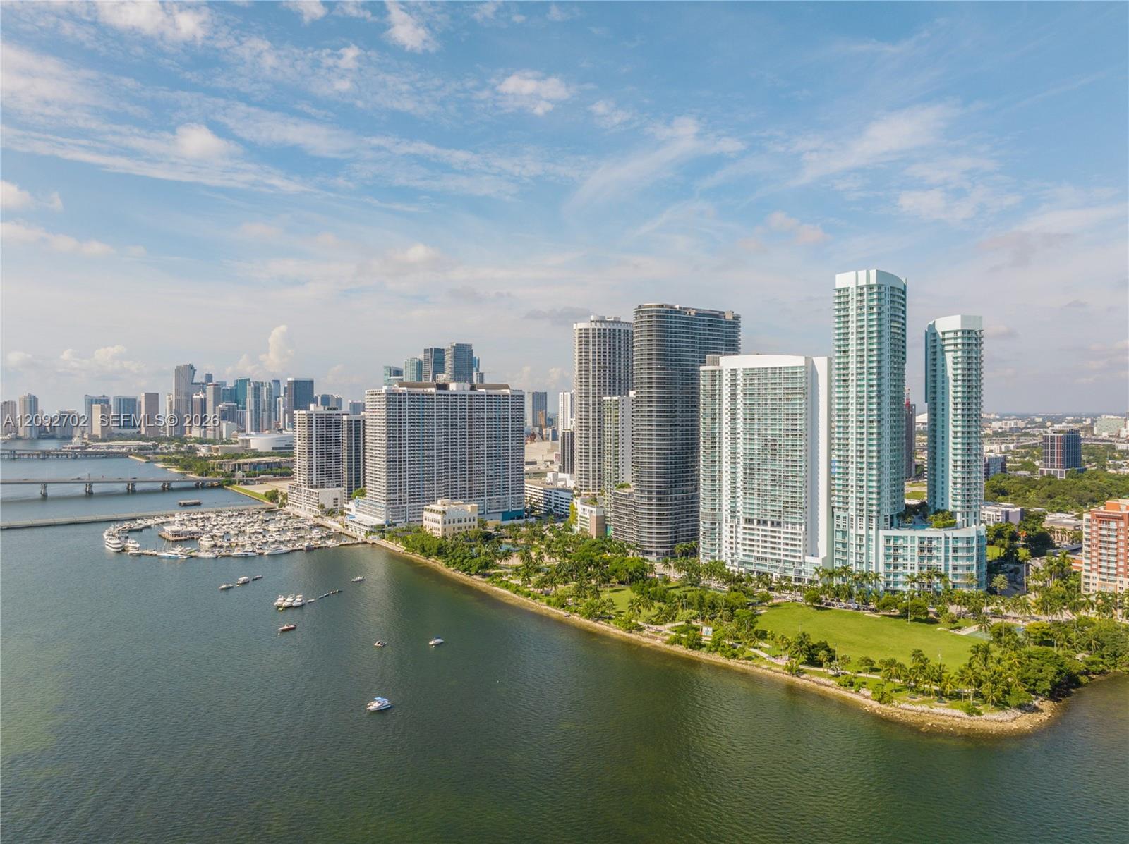 1900 N Bayshore Drive gallery image #32