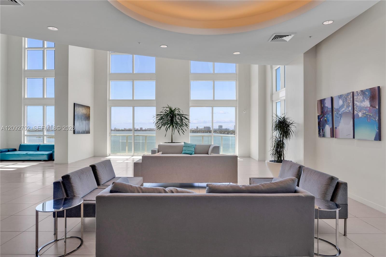 1900 N Bayshore Drive gallery image #34