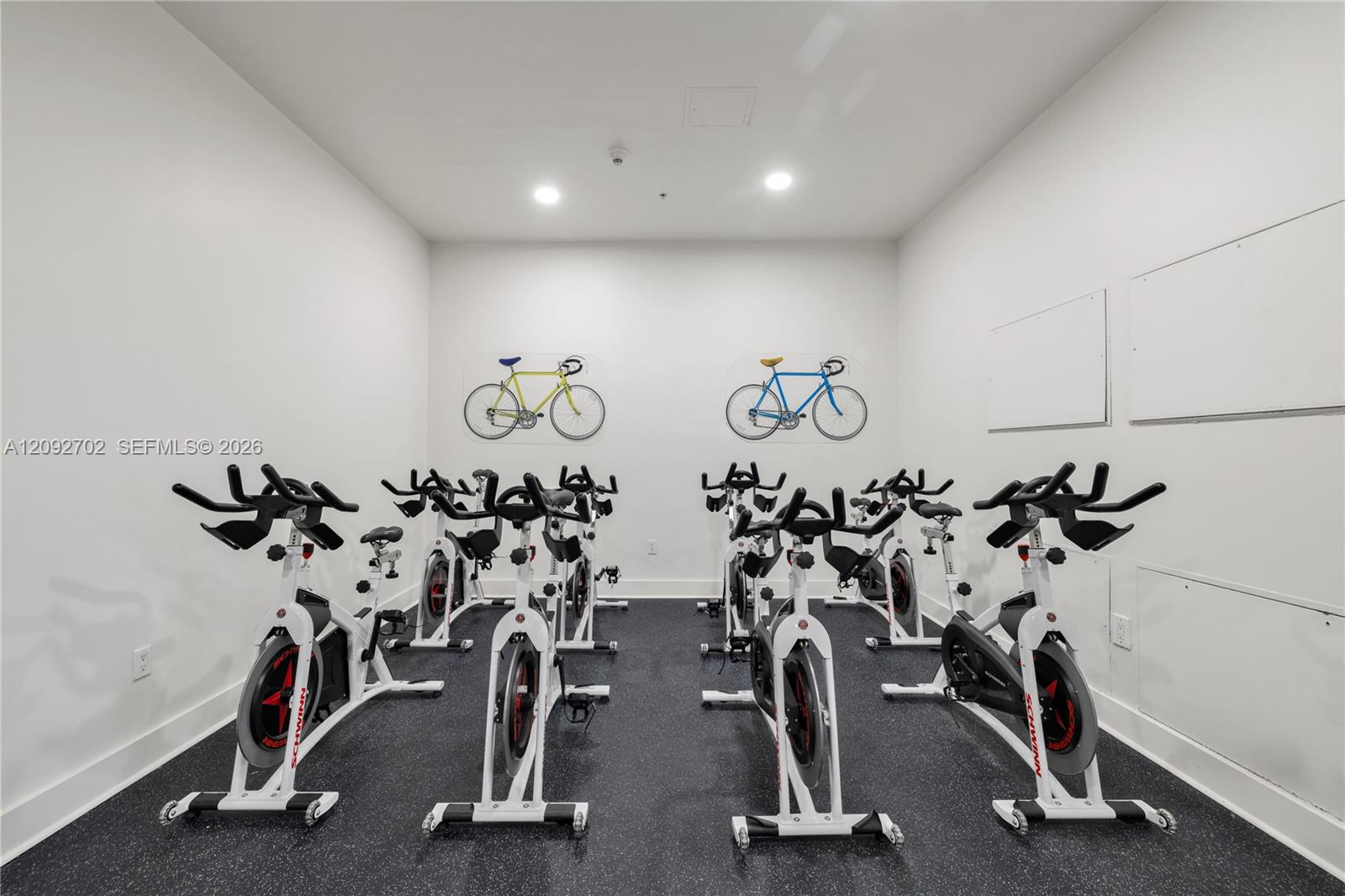 1900 N Bayshore Drive gallery image #40