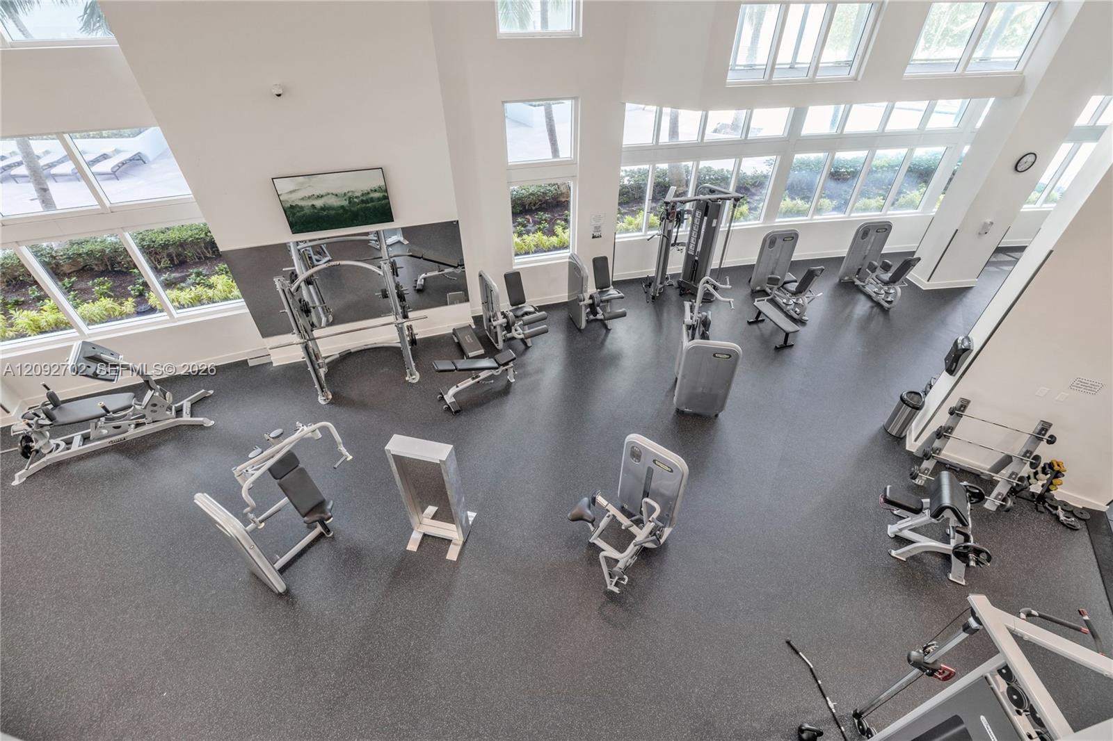 1900 N Bayshore Drive gallery image #41