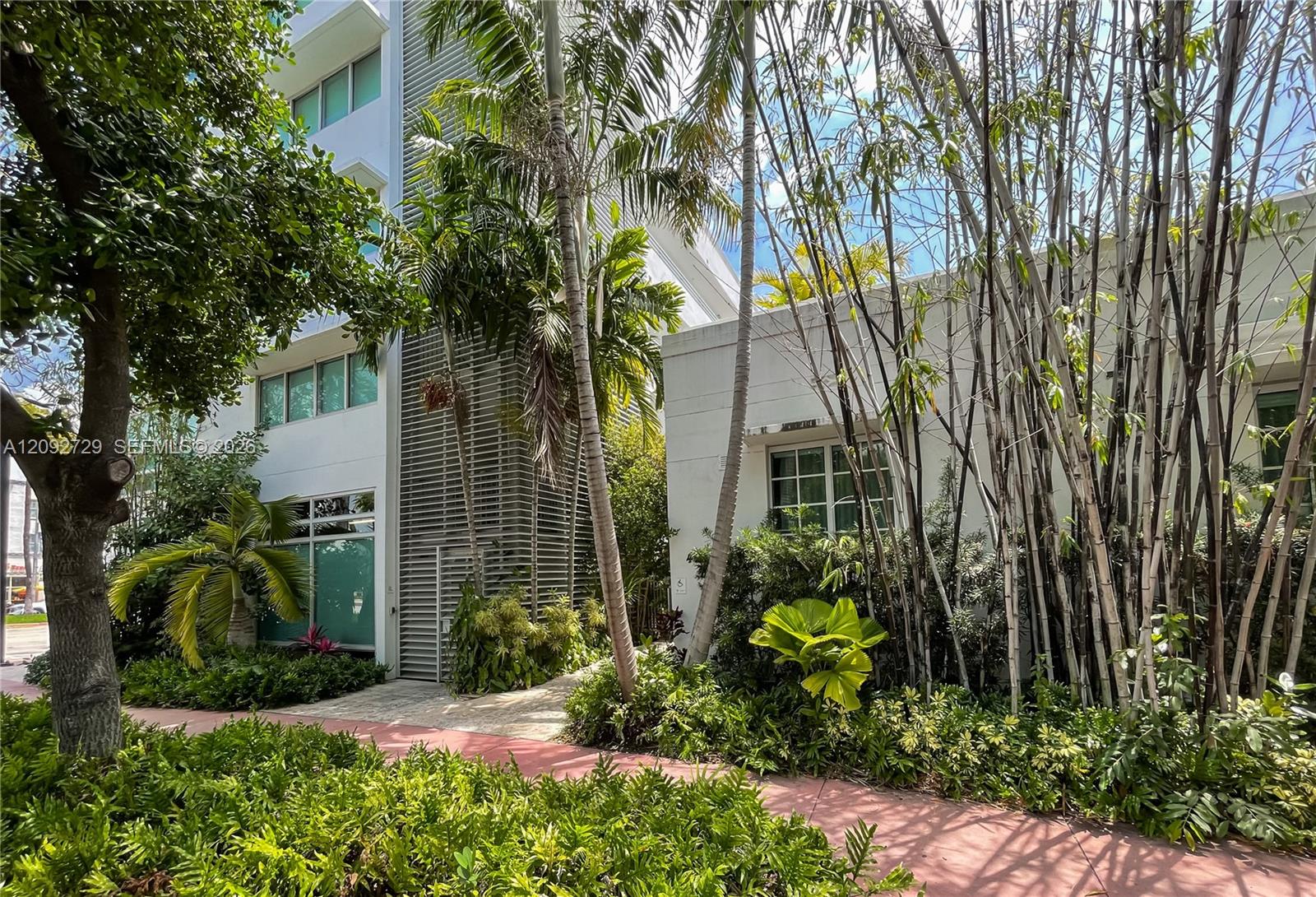 421 Meridian Avenue