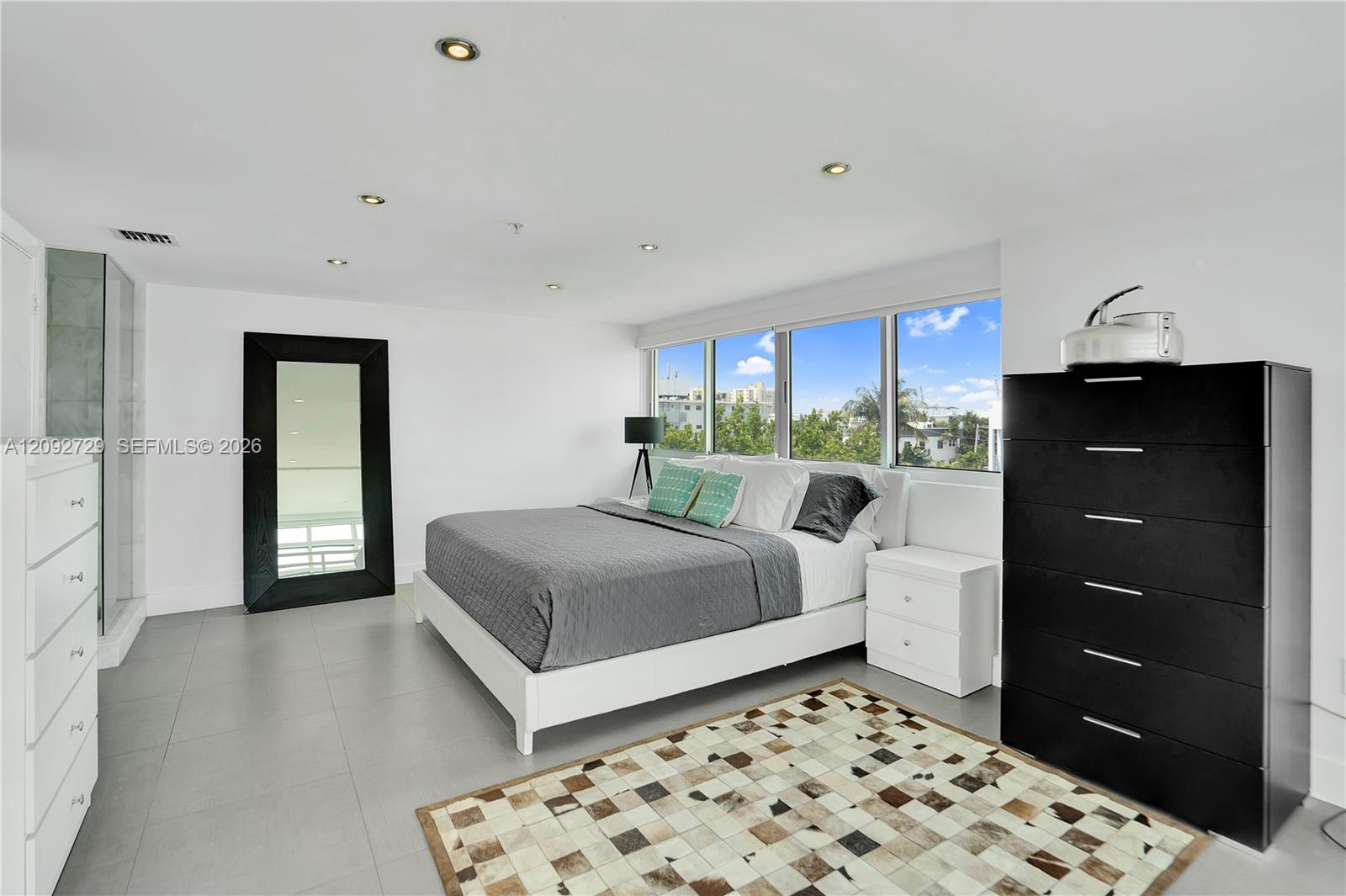 421 Meridian Avenue