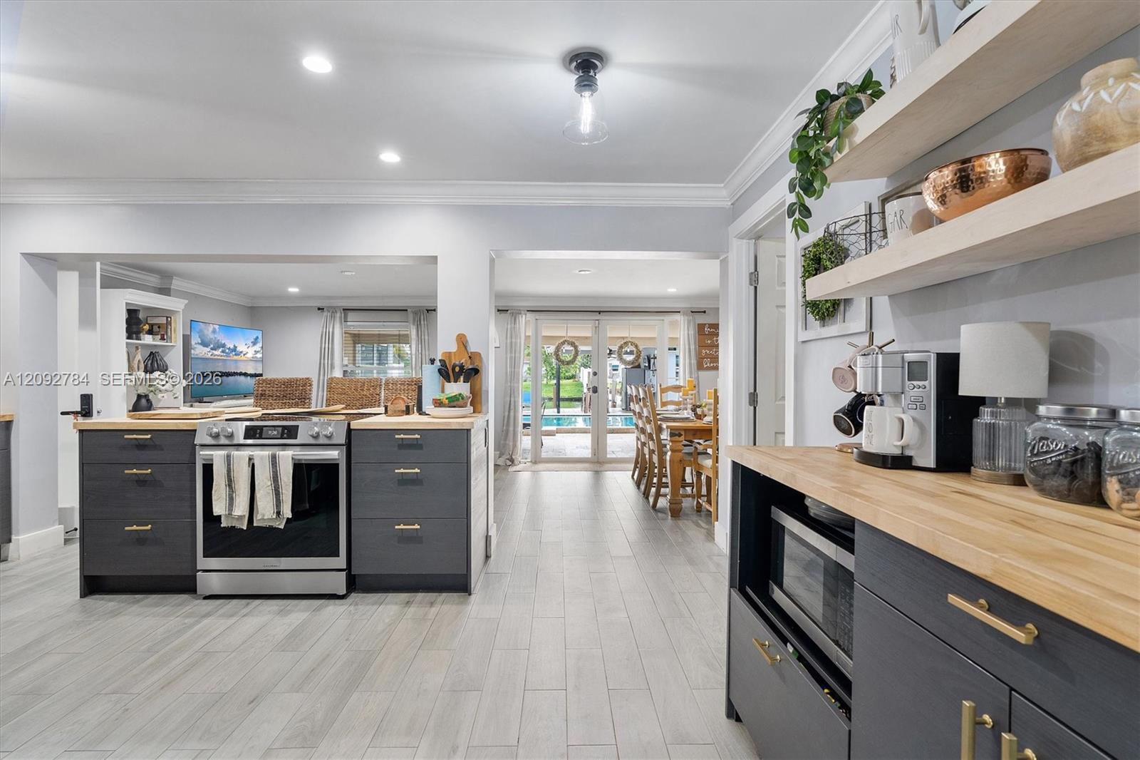 4716 SW 34th Terrace gallery image #20