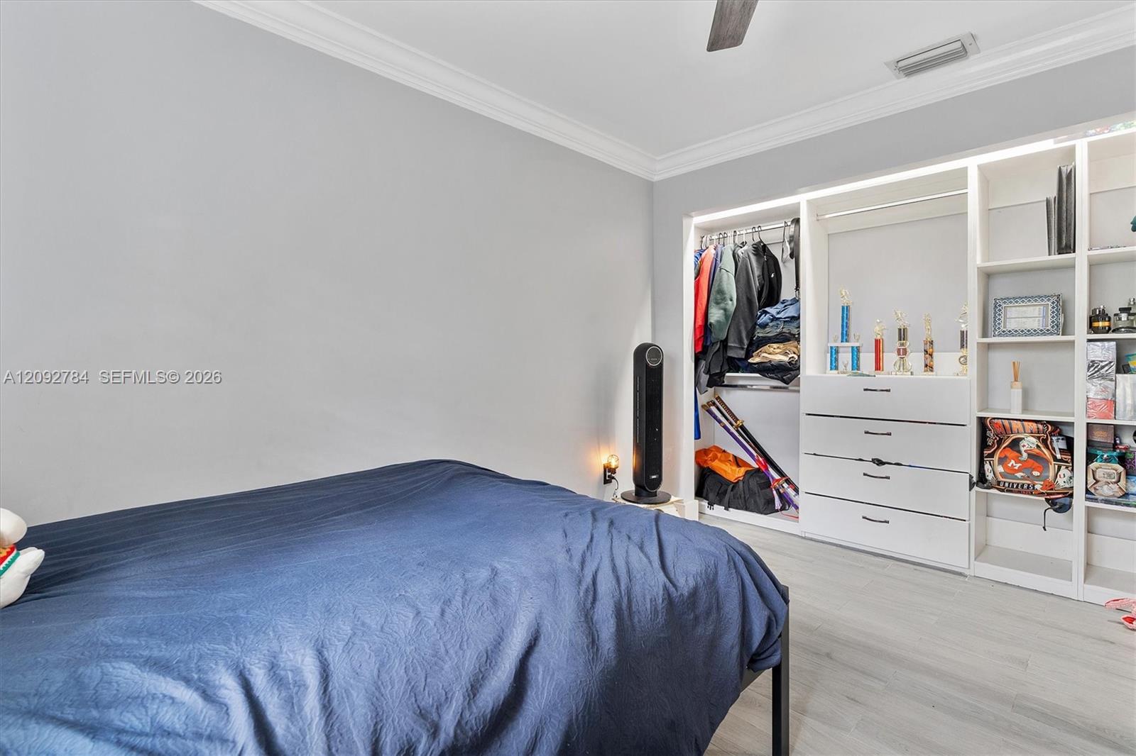 4716 SW 34th Terrace gallery image #49