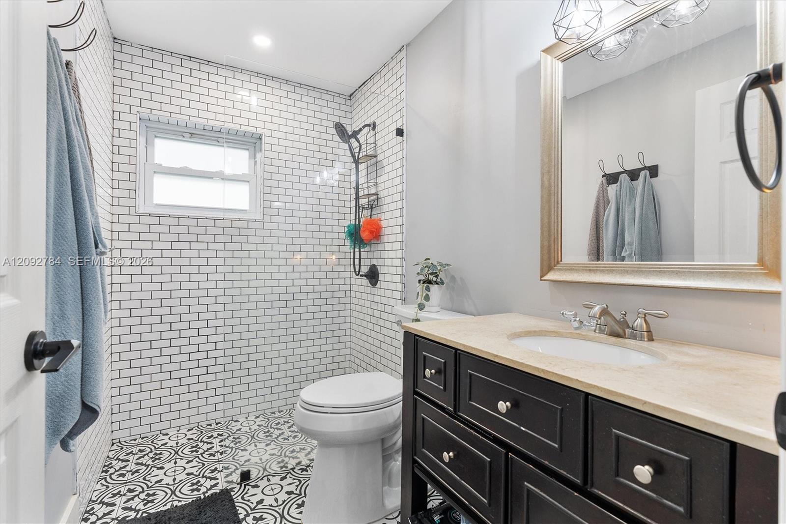 4716 SW 34th Terrace gallery image #50