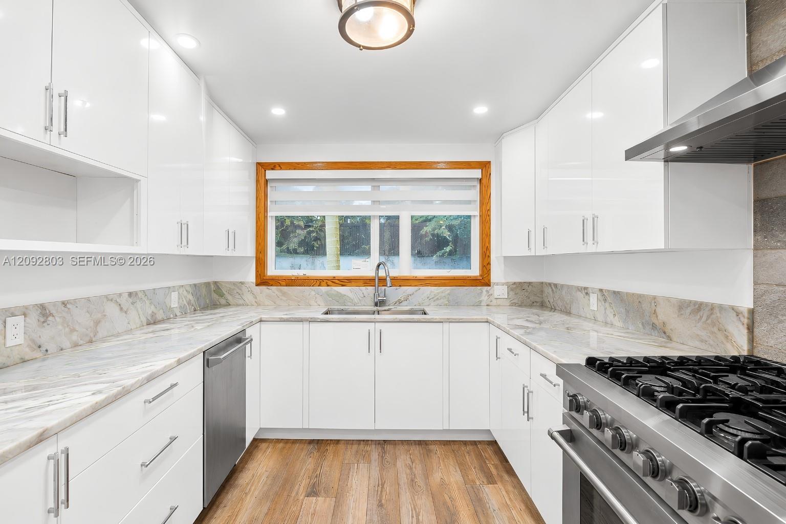 405 NE 150th Street