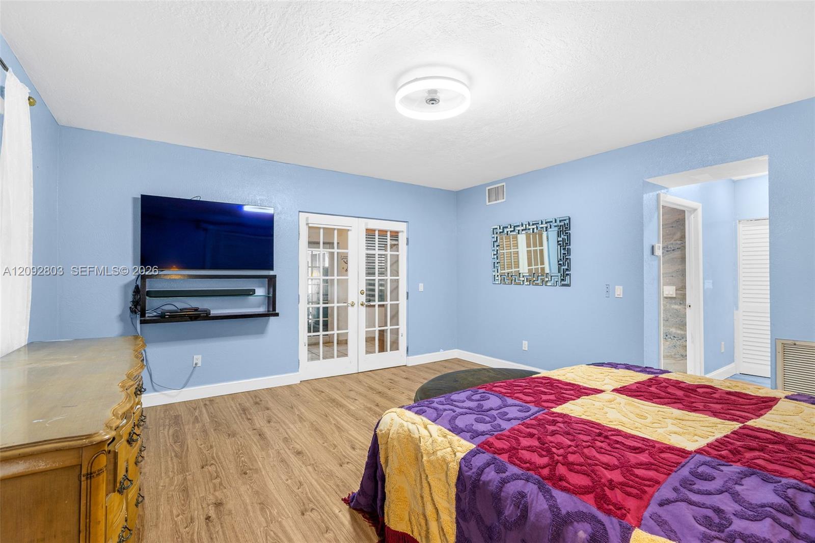 405 NE 150th Street
