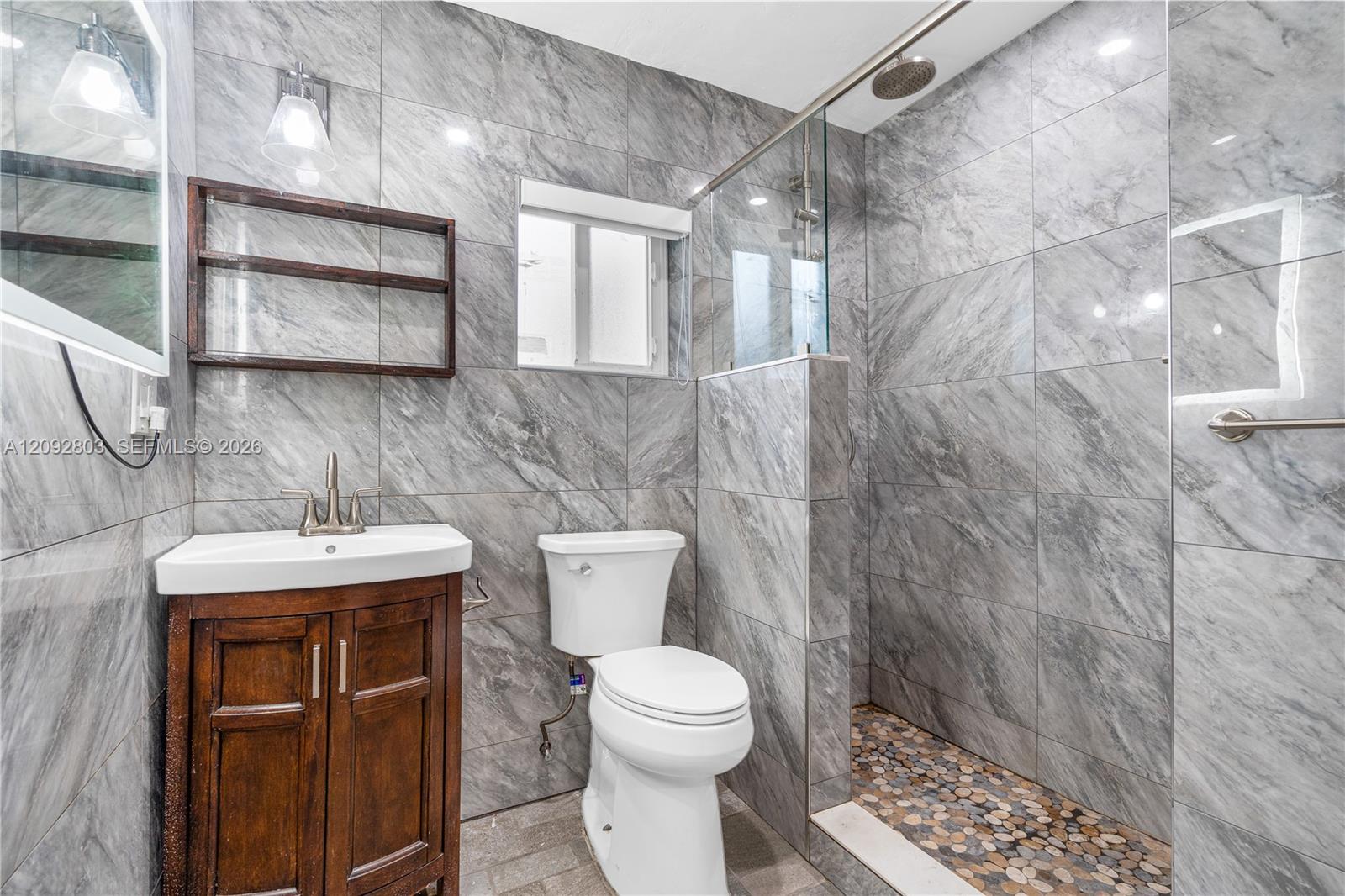 405 NE 150th Street
