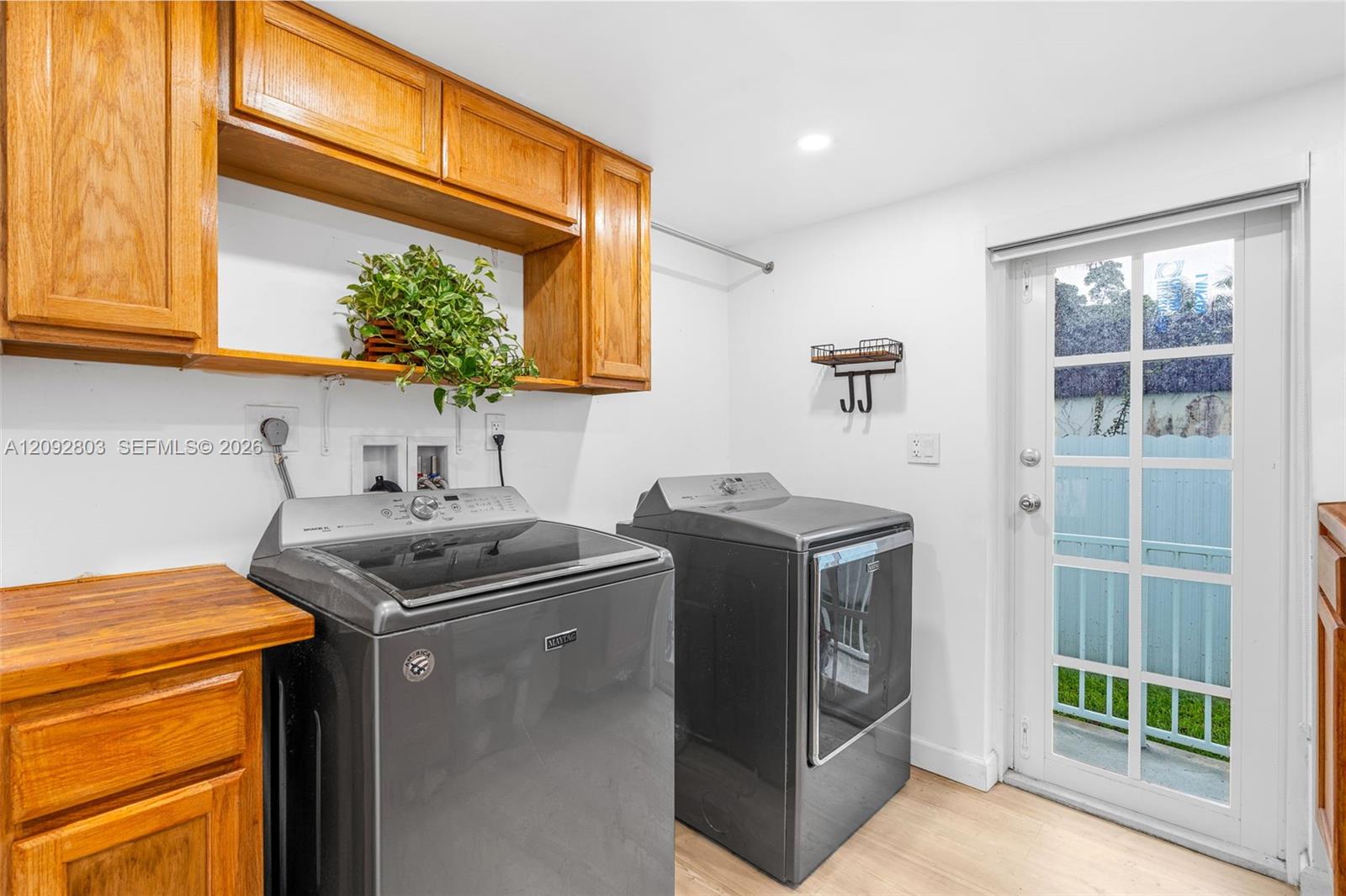 405 NE 150th Street