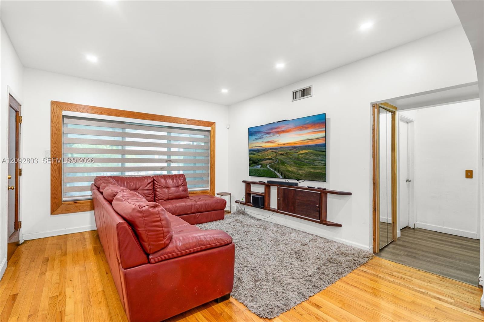 405 NE 150th Street