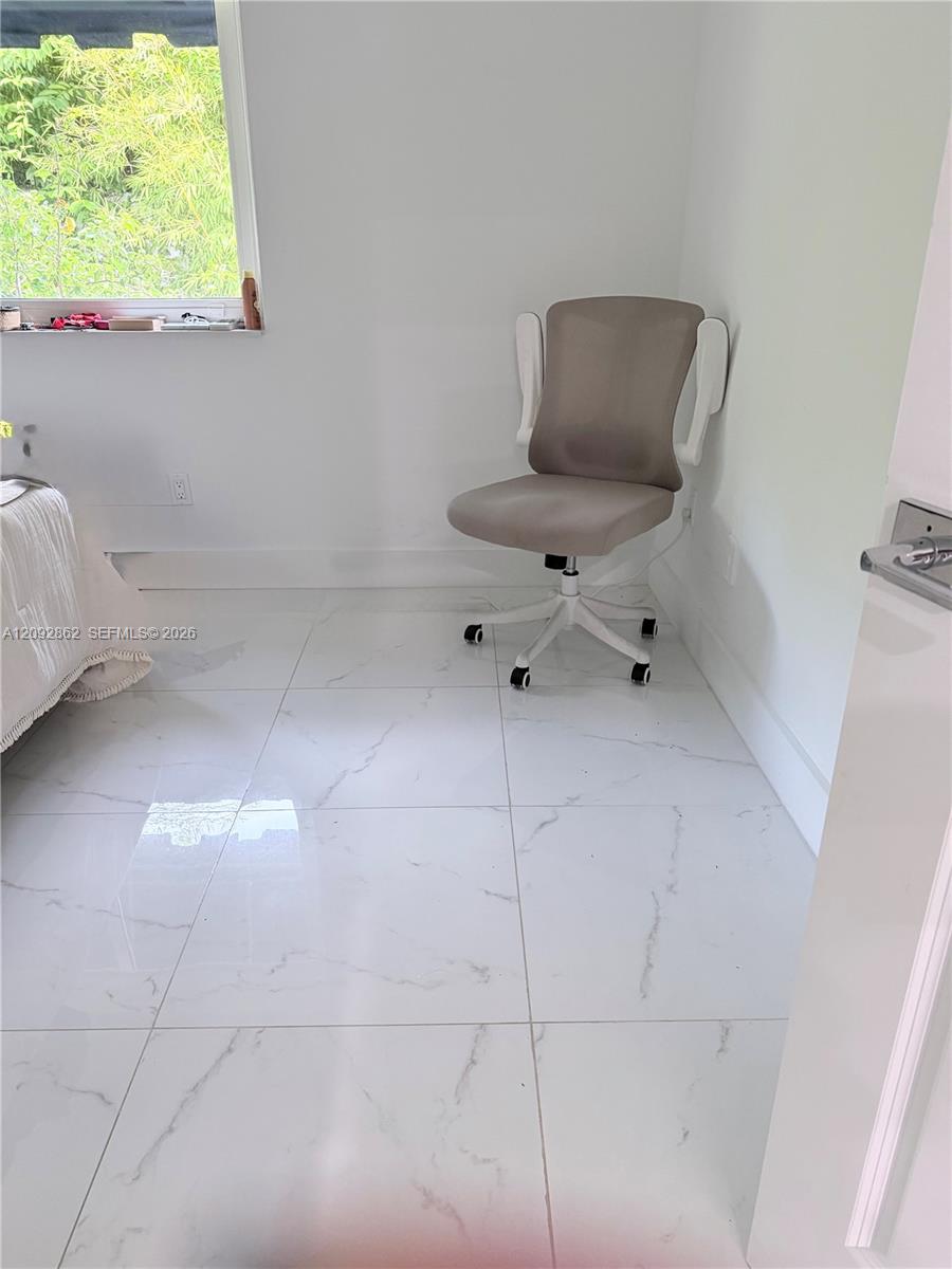 360 SW 20th Road gallery image #11