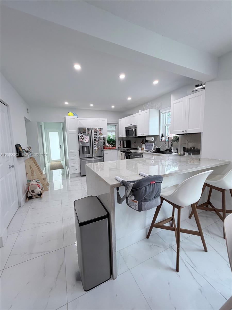 360 SW 20th Road gallery image #3