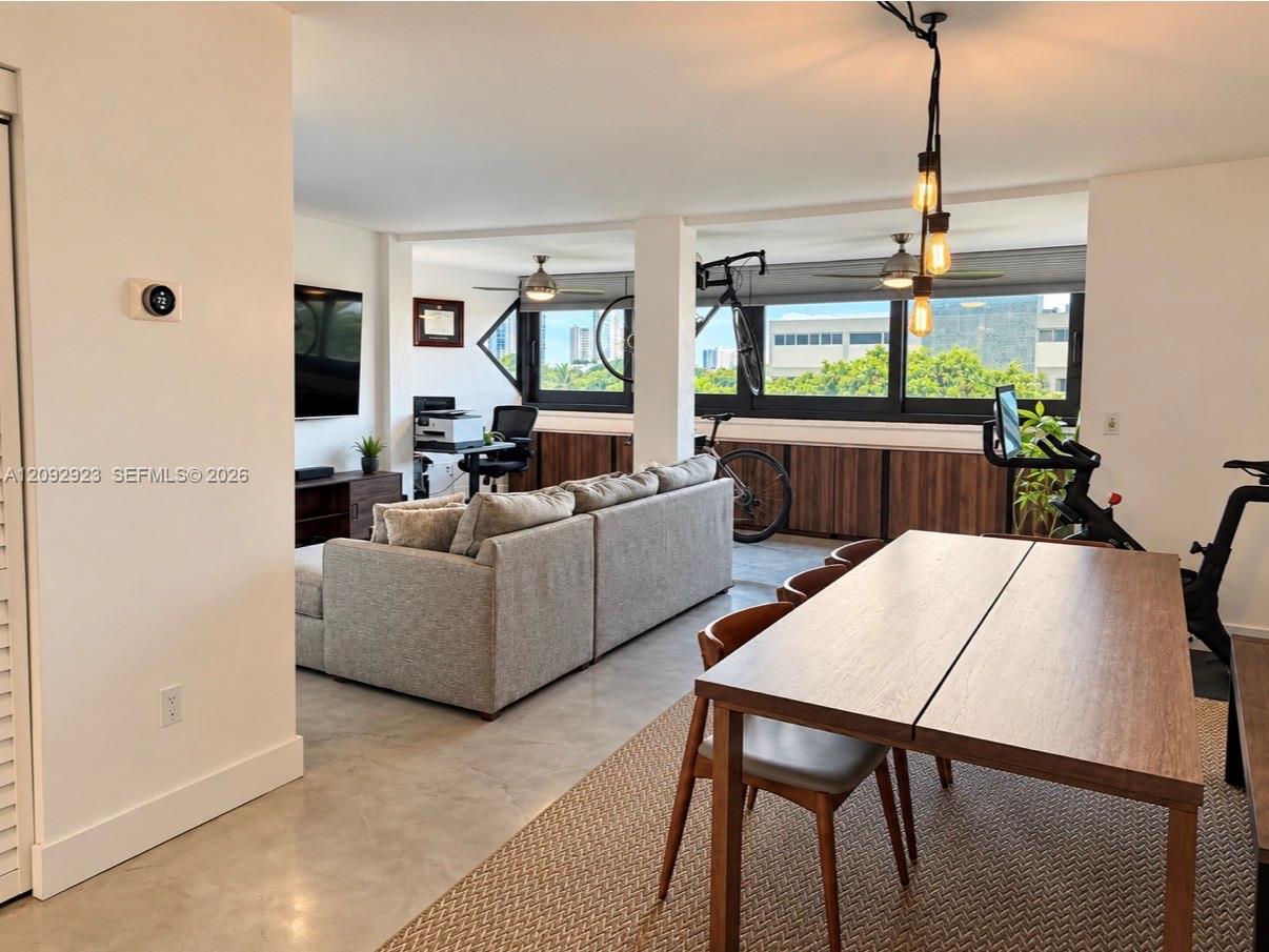 2950 SW 3rd Avenue gallery image #1